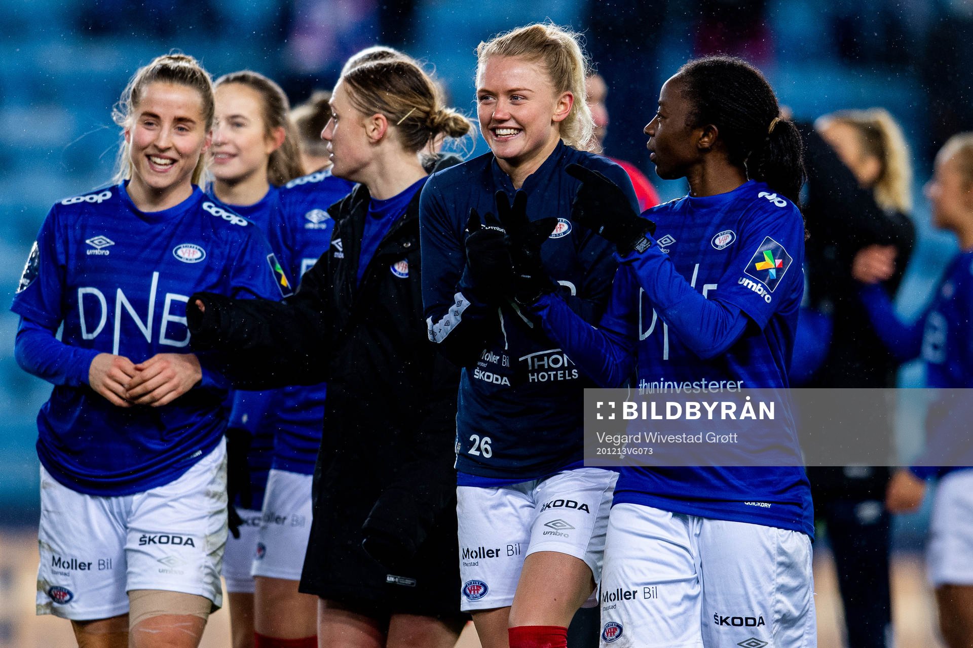 Rikke Marie Madsen and Ajara Njoya of Vålerenga