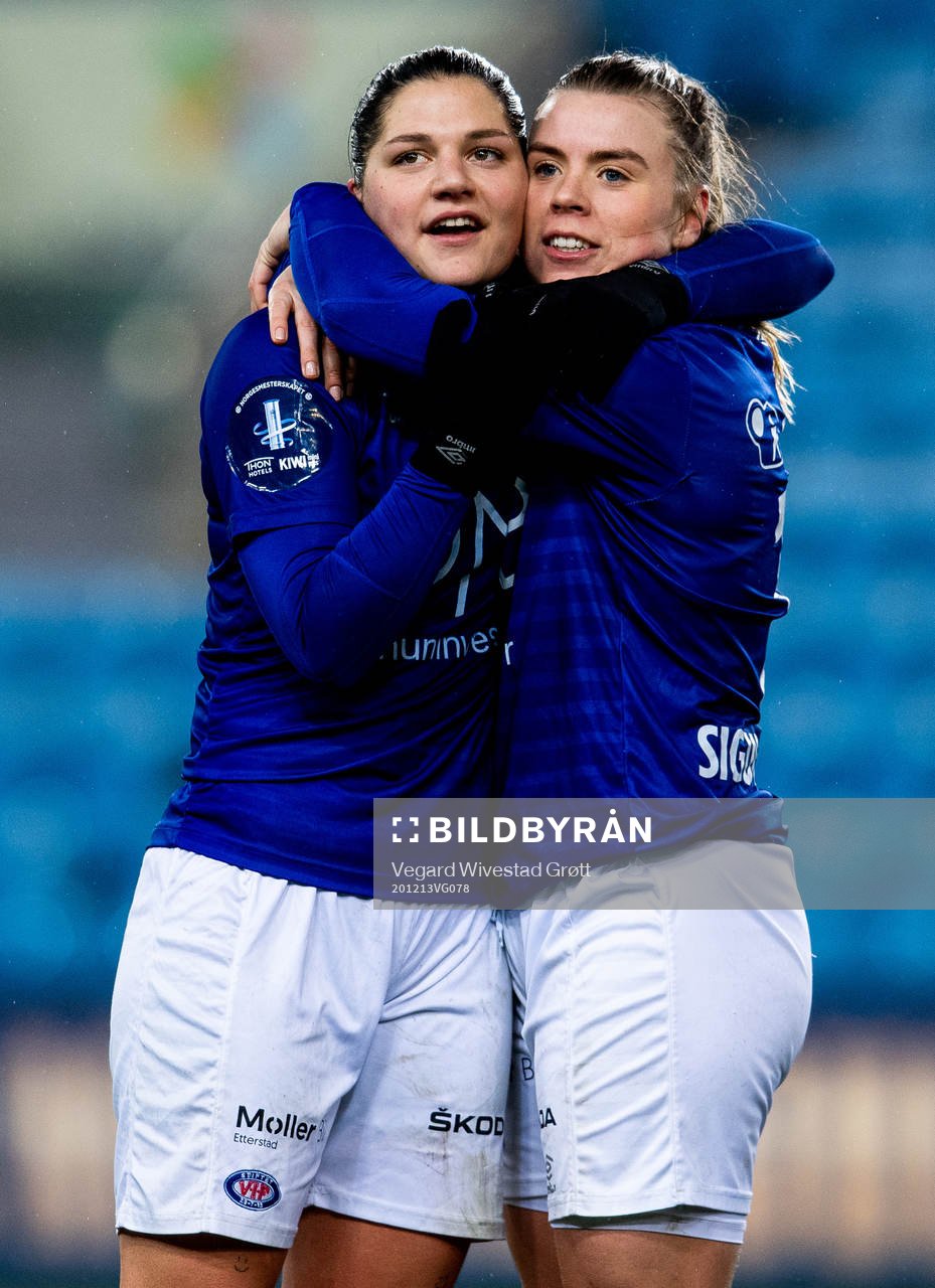 Dejana Stefanovic and Ingibjörg Sigurdardottir of