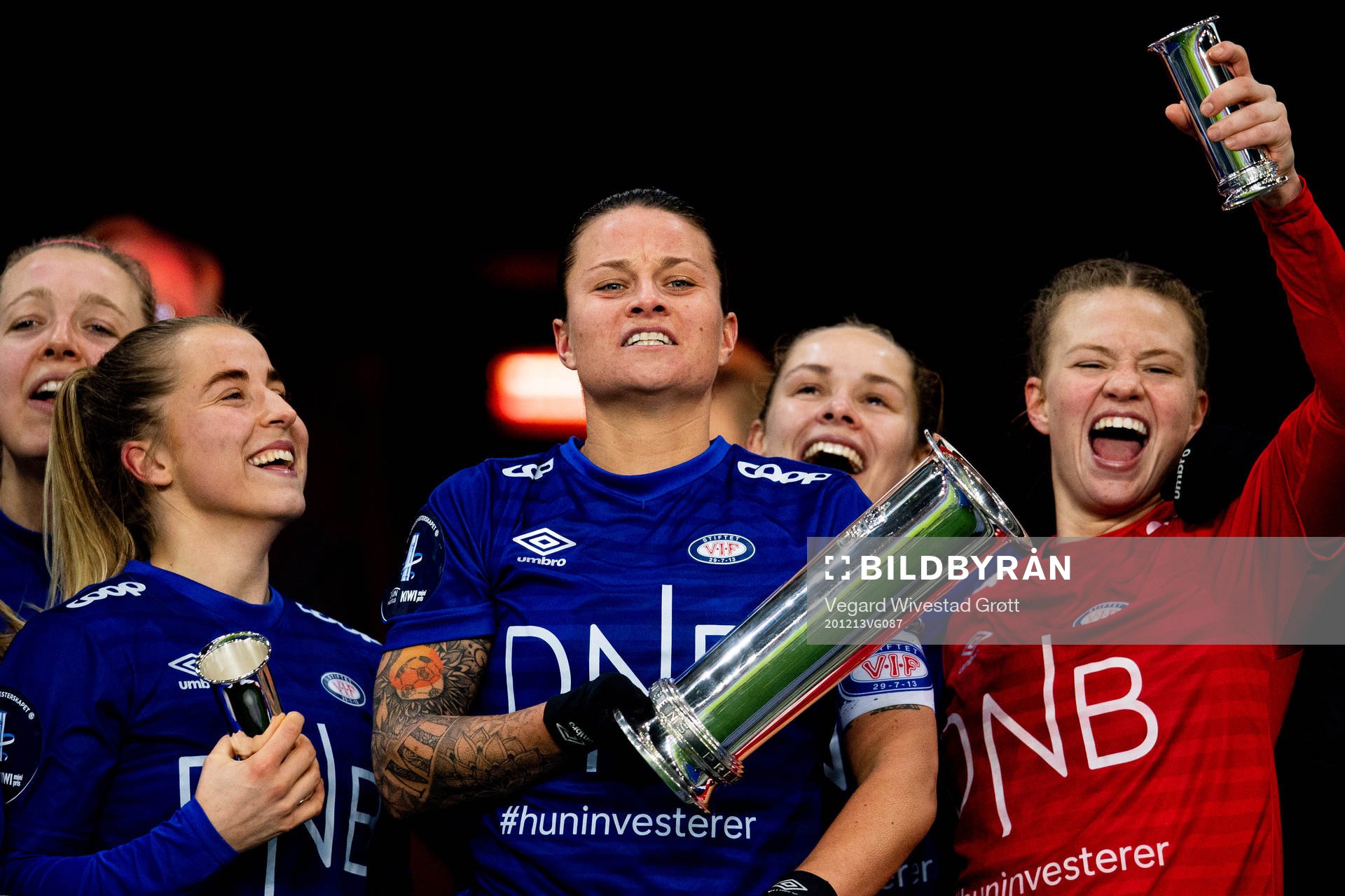 Sigrid Heien Hansen, Sherida Spitse and goalkeeper Jalen