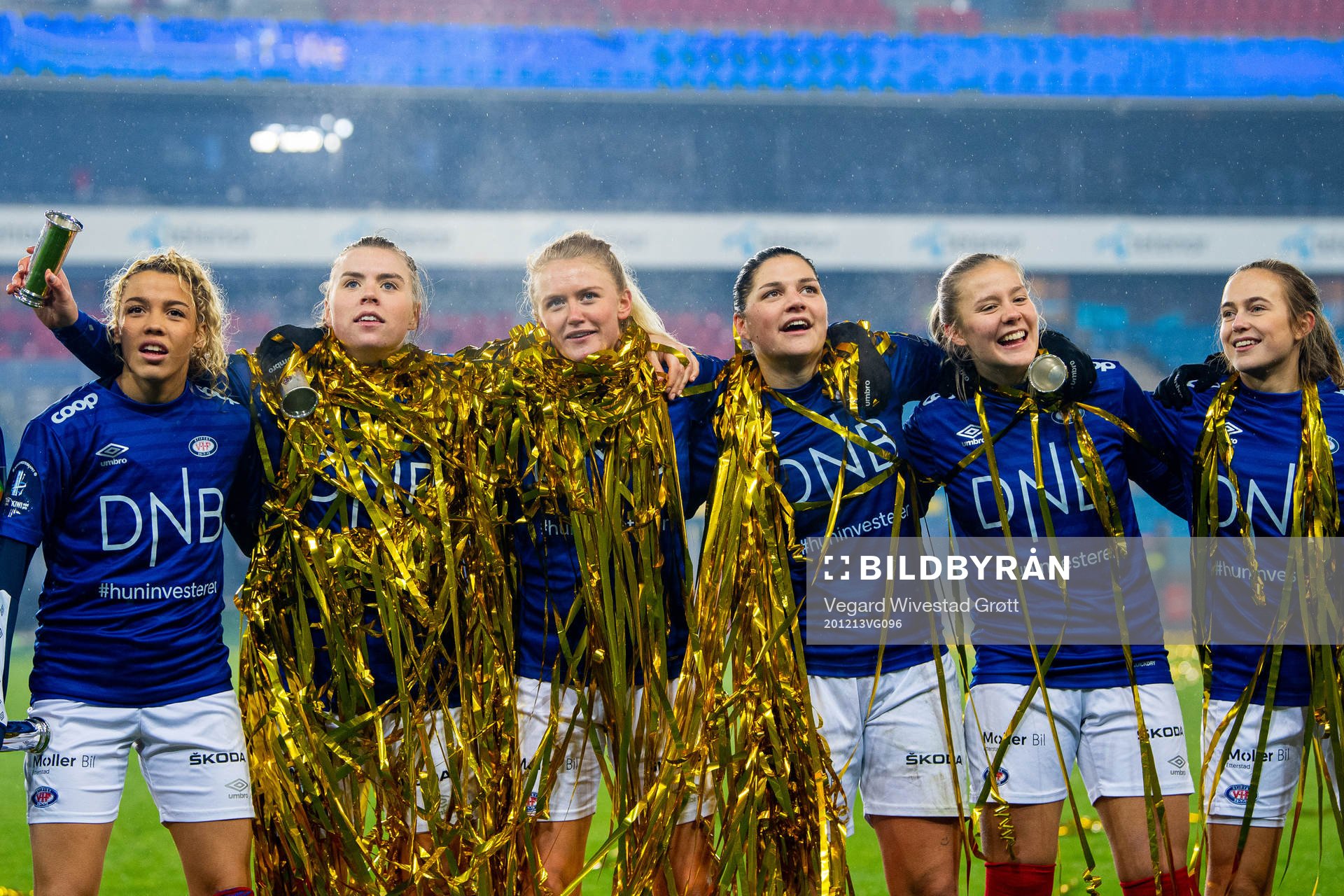 Celin Bizet Ildhusøy, Ingibjörg Sigurdardottir, Rikke