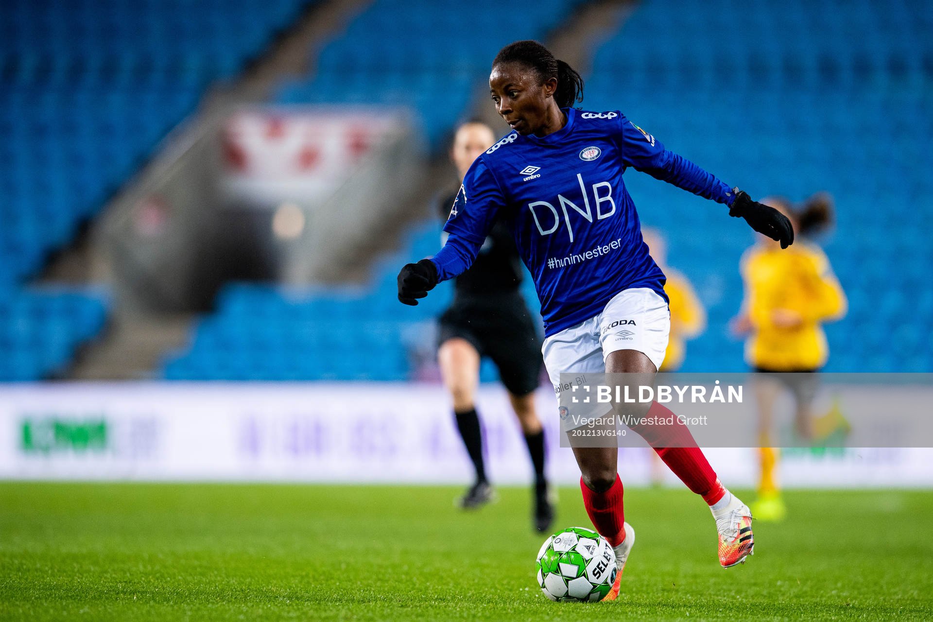 Ajara Njoya of Vålerenga
