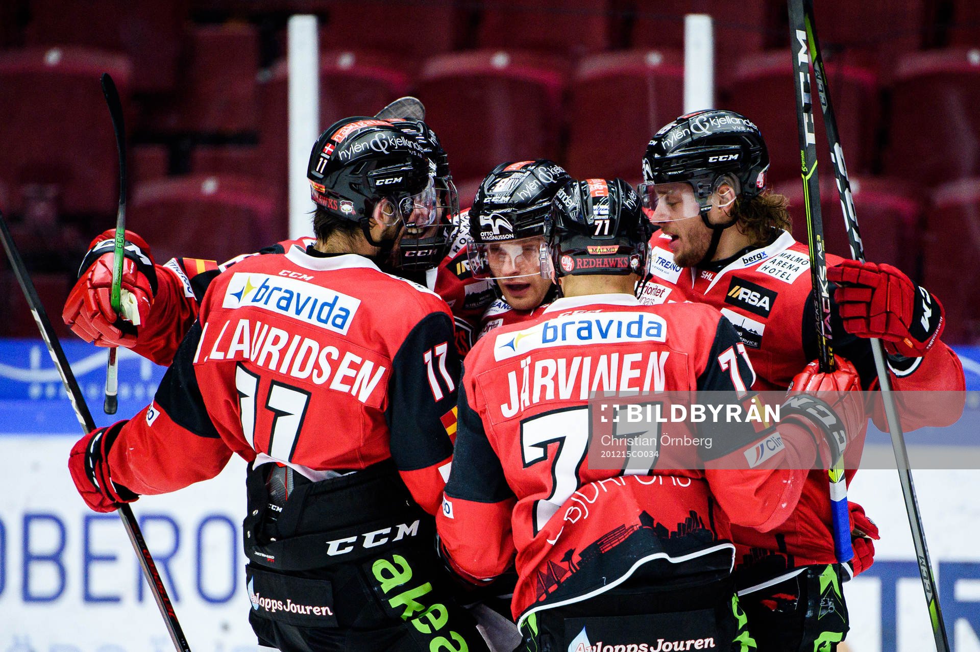 Malmö Redhawks Johan Olofsson jublar
