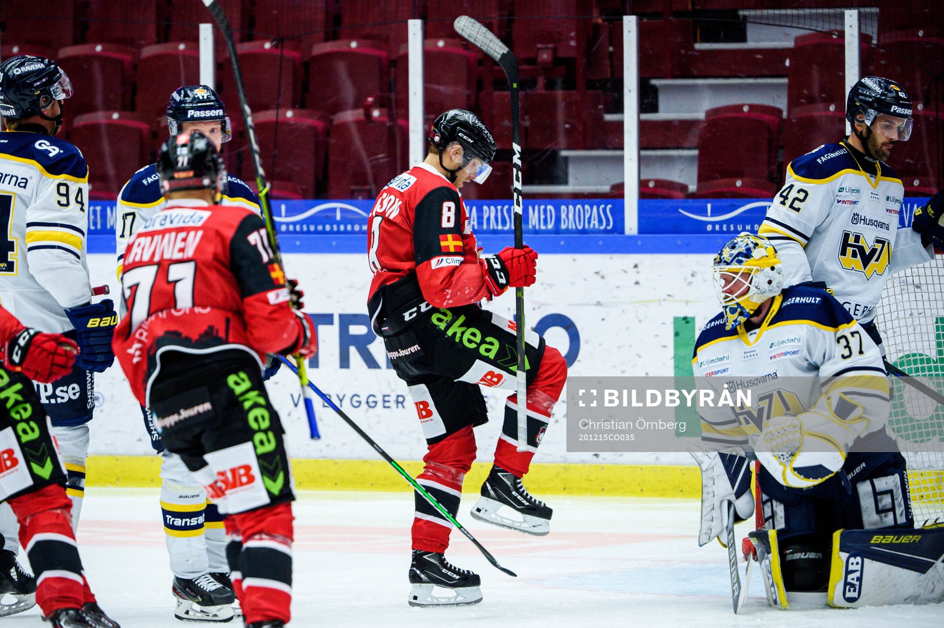 Malmö Redhawks Johan Olofsson jublar
