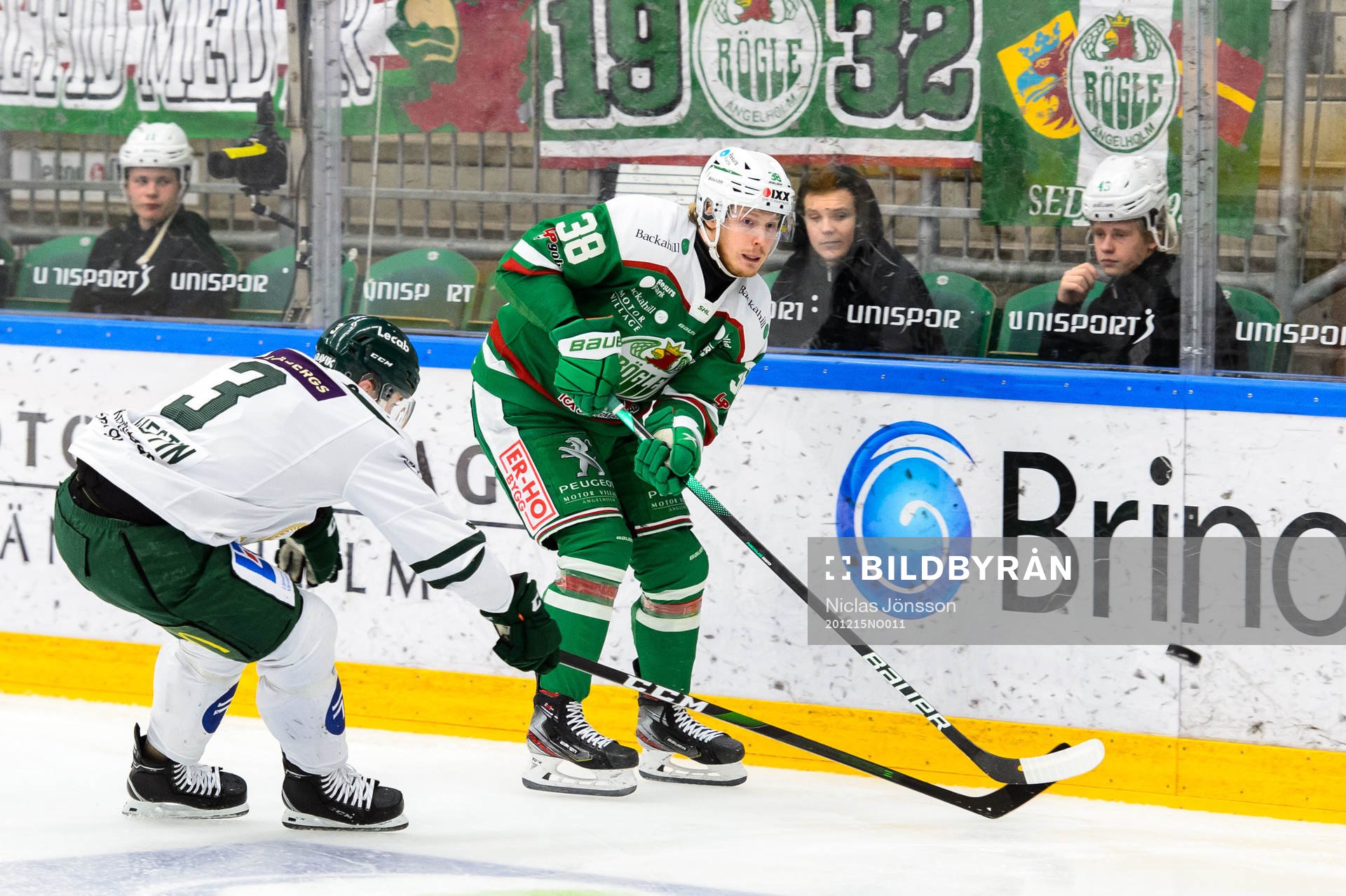 Färjestads Jens Westin och Rögles Erik Andersson