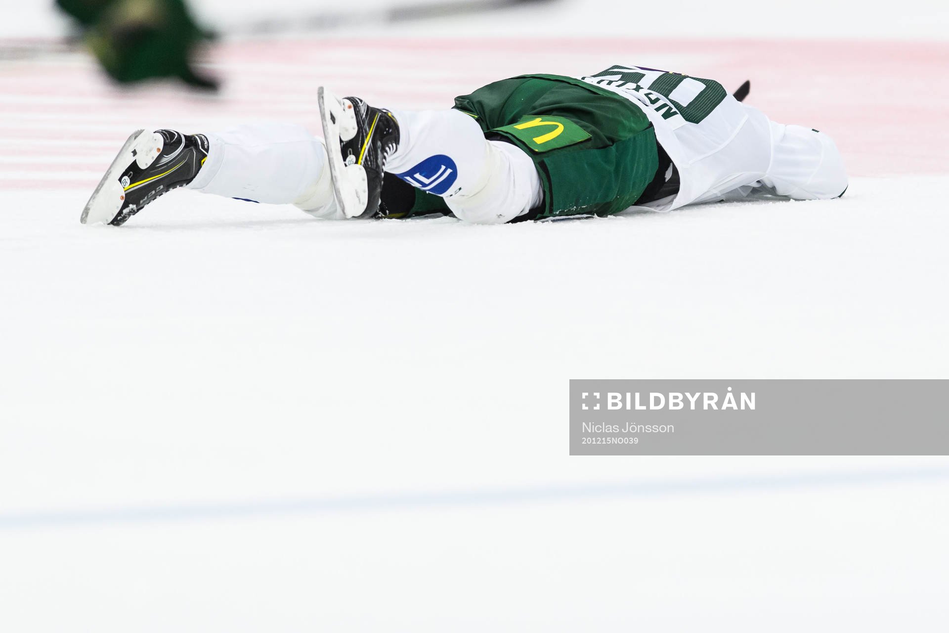 Färjestads Sebastian Erixon har ont