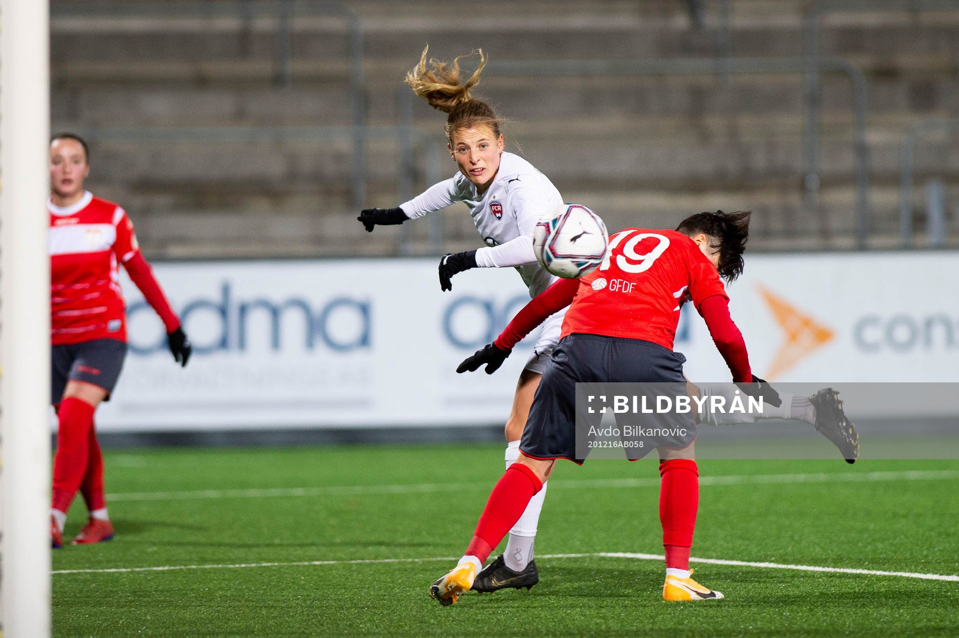Rosengårds Anna Anvegård and Lanchkhti Teona Todadze