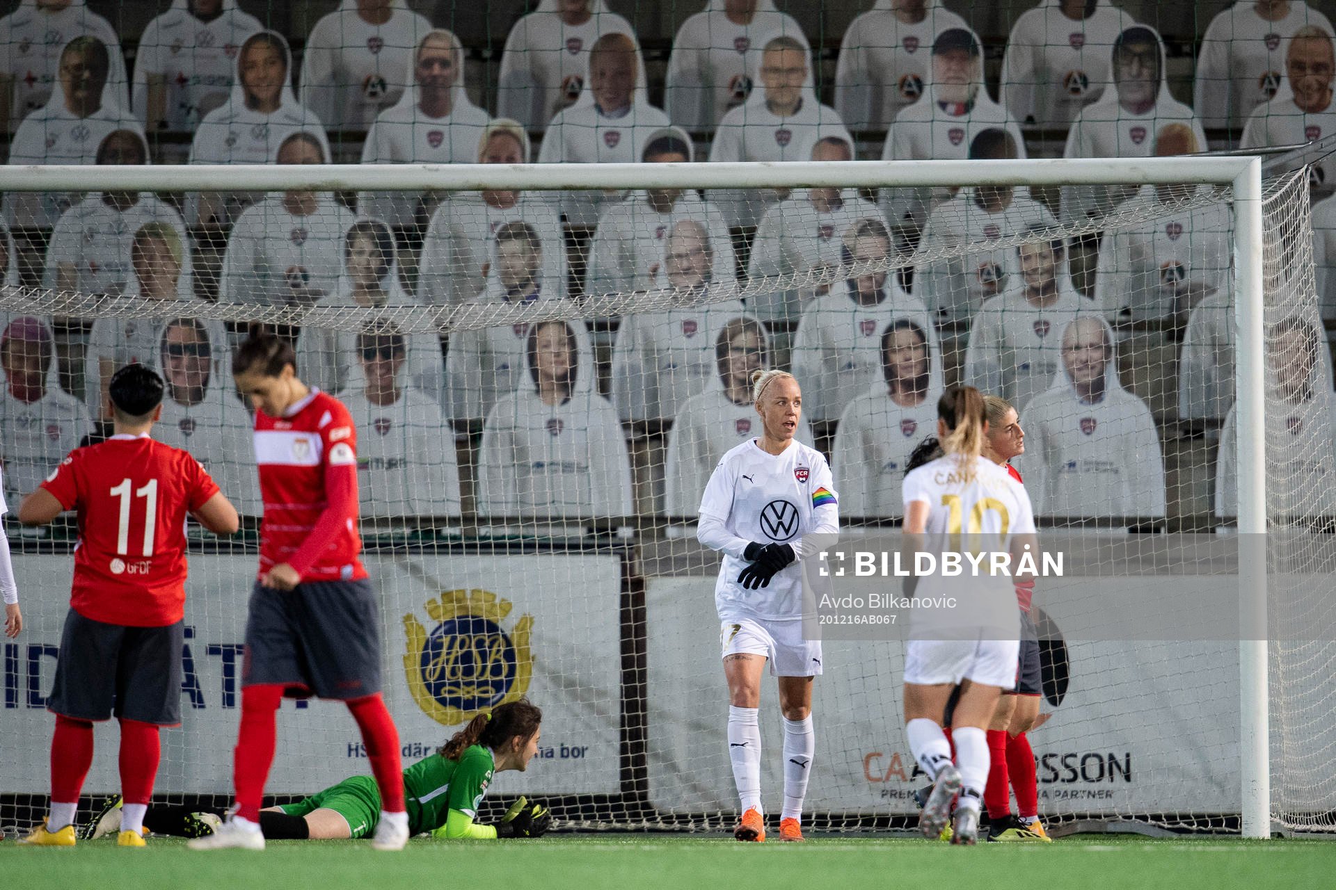 Rosengårds Caroline Seger celebrates