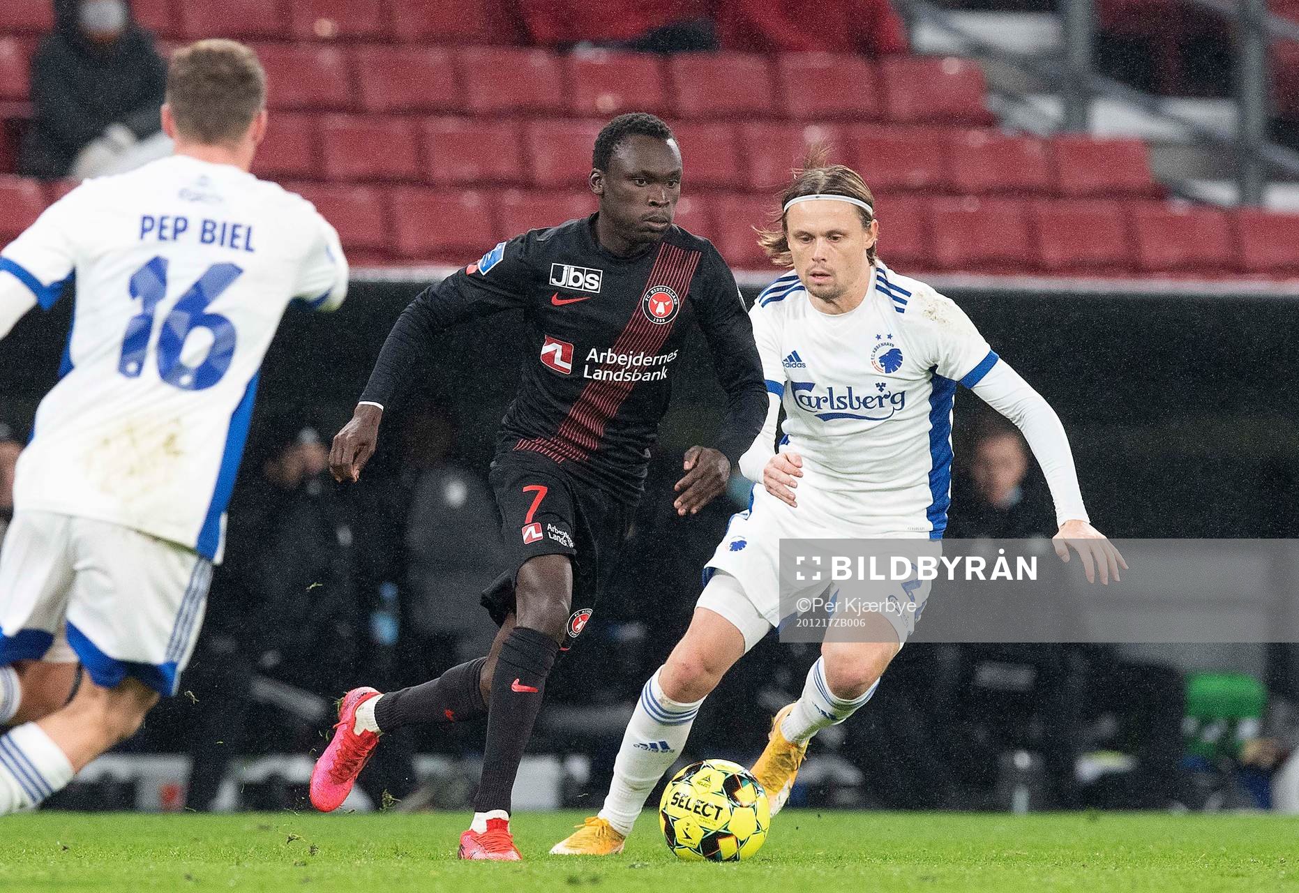 [DK=20201217: Pione Sisto, FC Midtjylland Peter Ankersen,