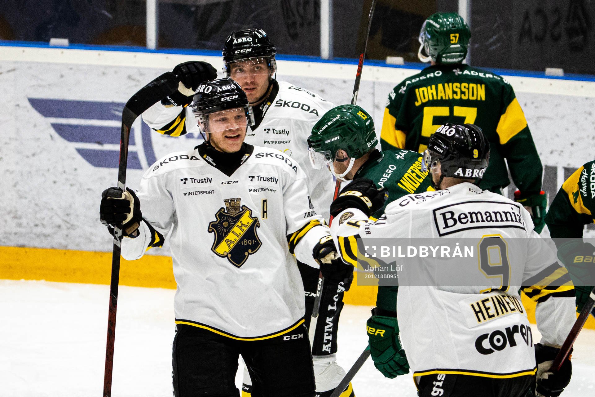 s Nicklas Heinerö jublar