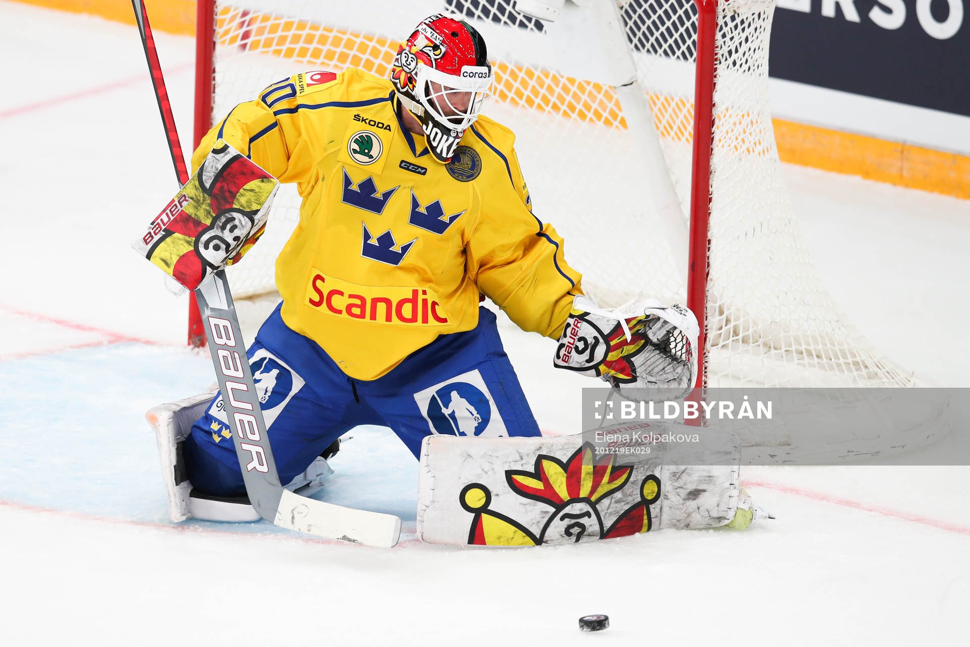goalkeeper Anders Lindbäck of Sweden during the Channel