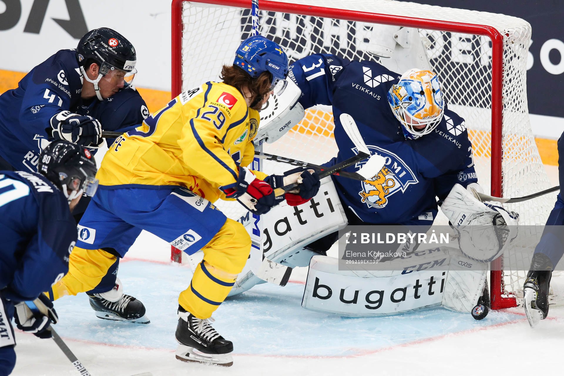 Petteri Nikkila of Finland, Mario Kempe of Sweden  and