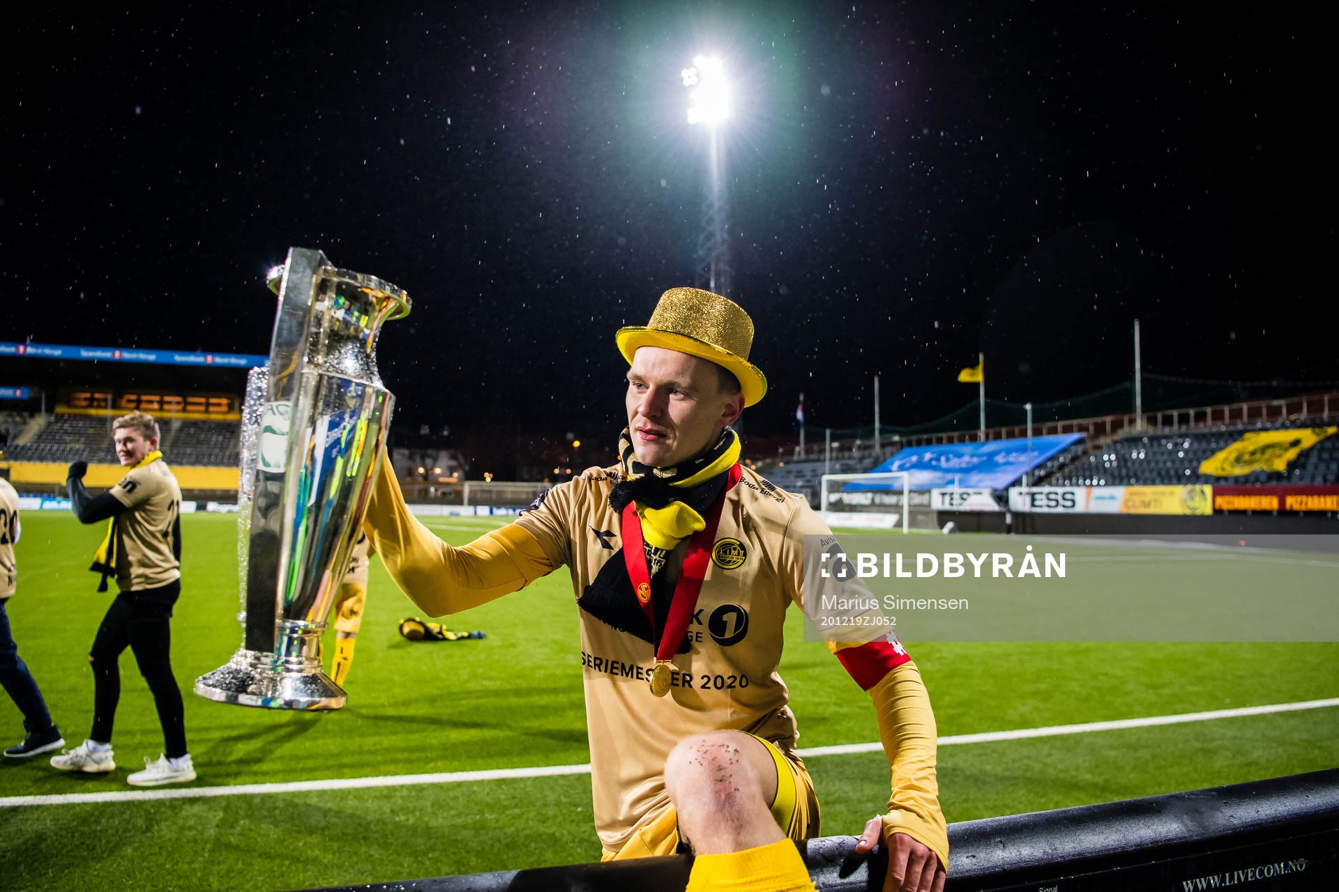 Marius Lode of Bodø/Glimt celebrates with the trophy