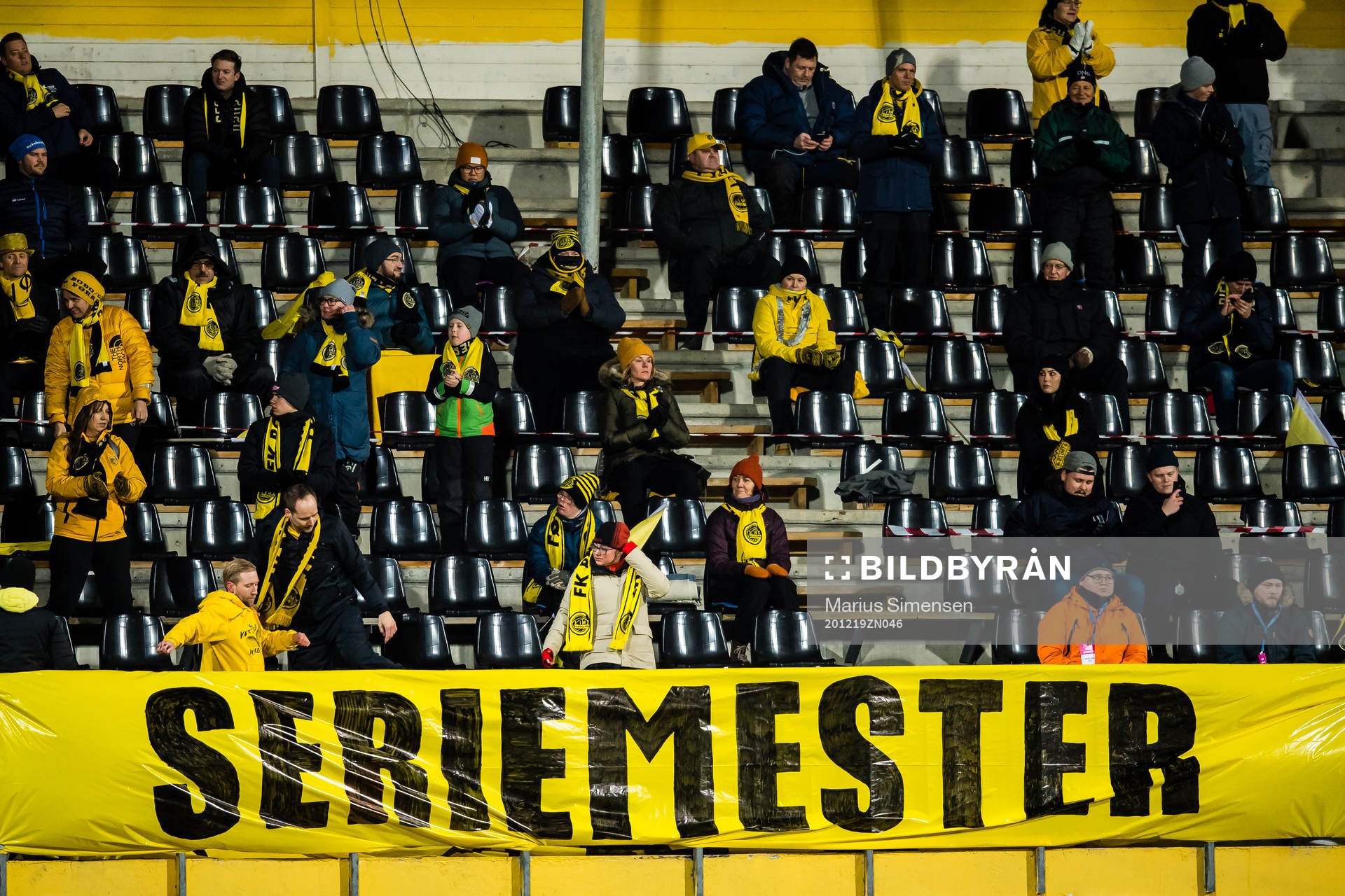Banner and spectators in the stands