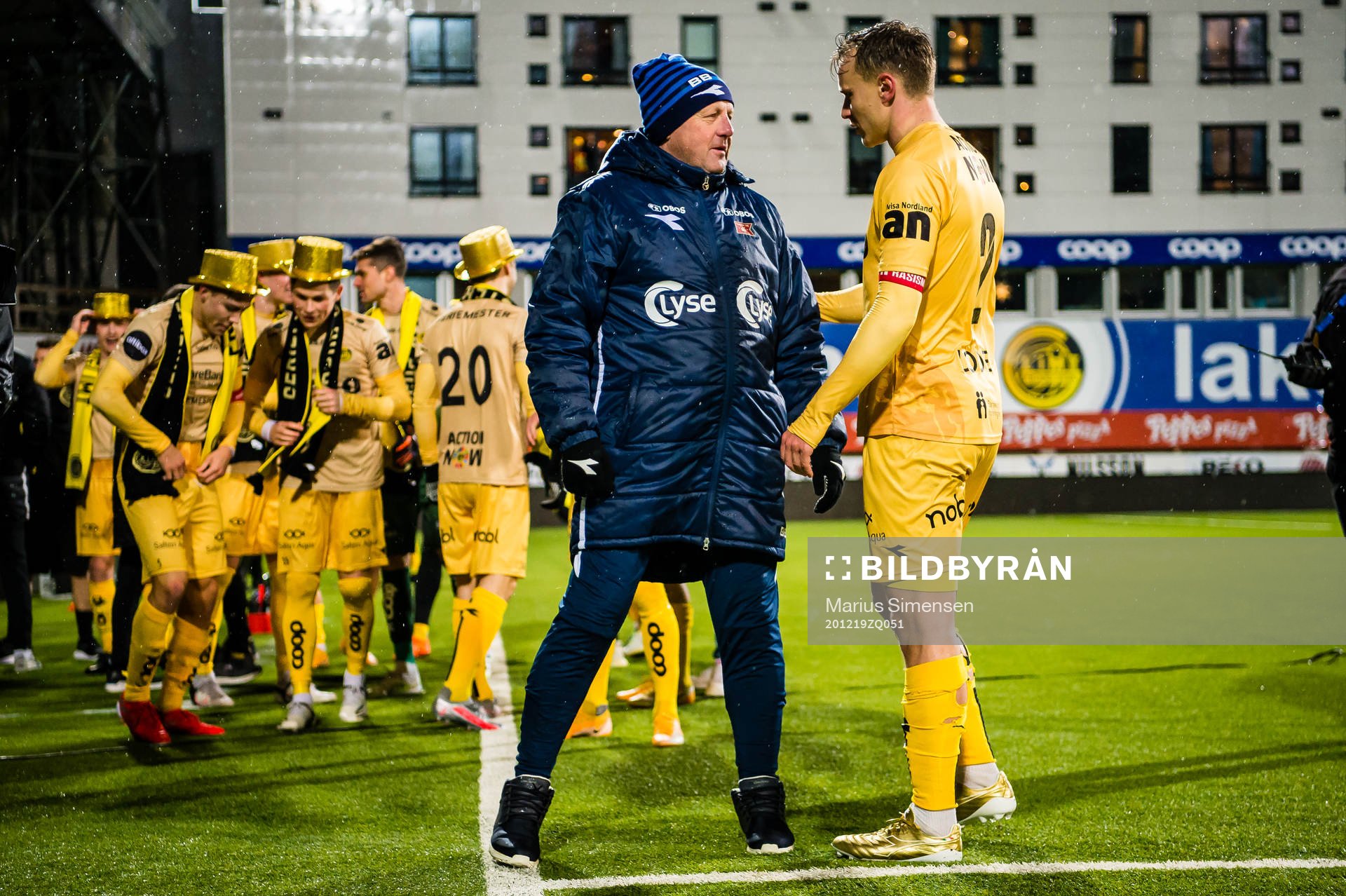 Bjarne Berntsen, head coach of Viking, and Marius Lode of