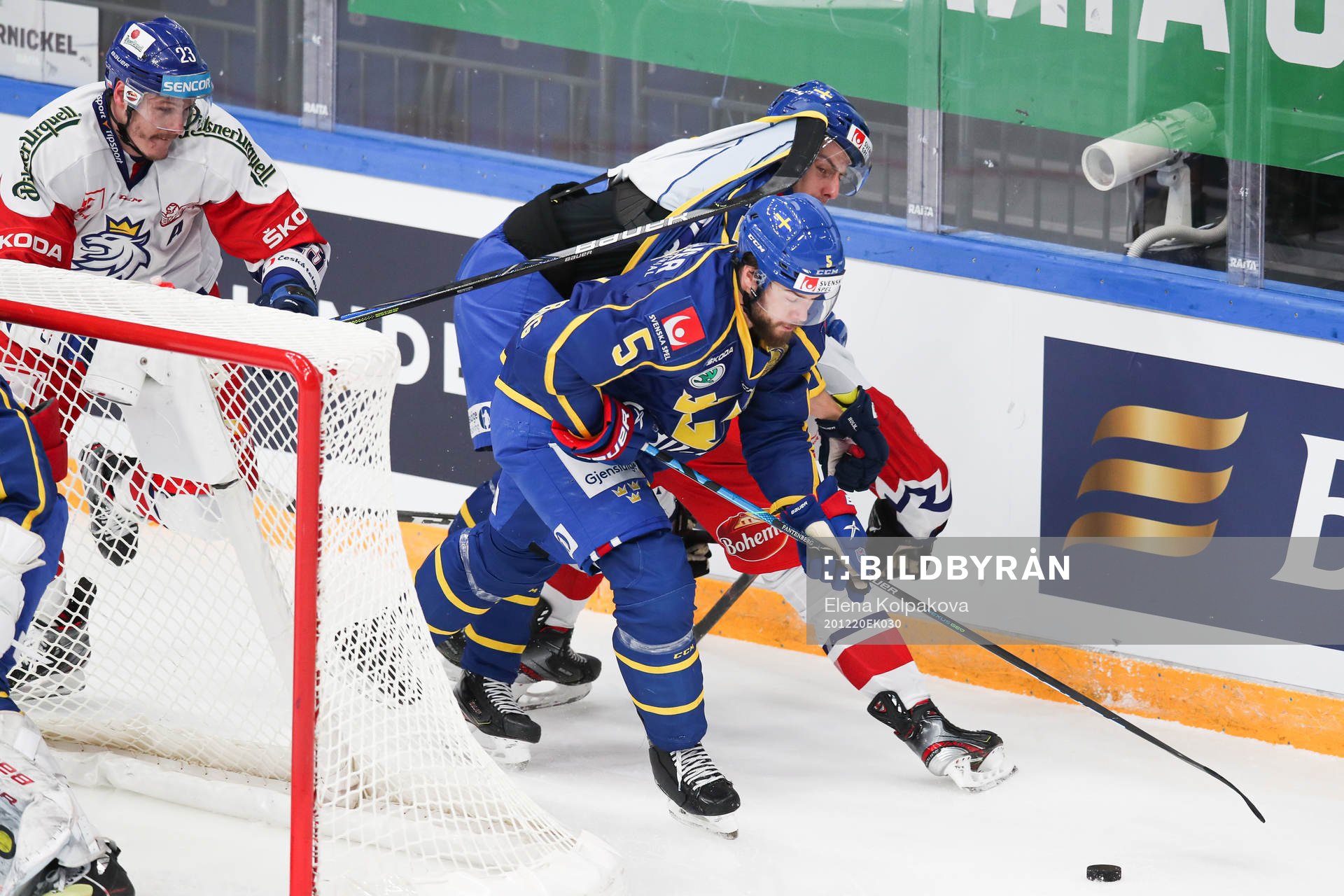 Dmitrij Jaskin of Czech Republic, Philip Holm of