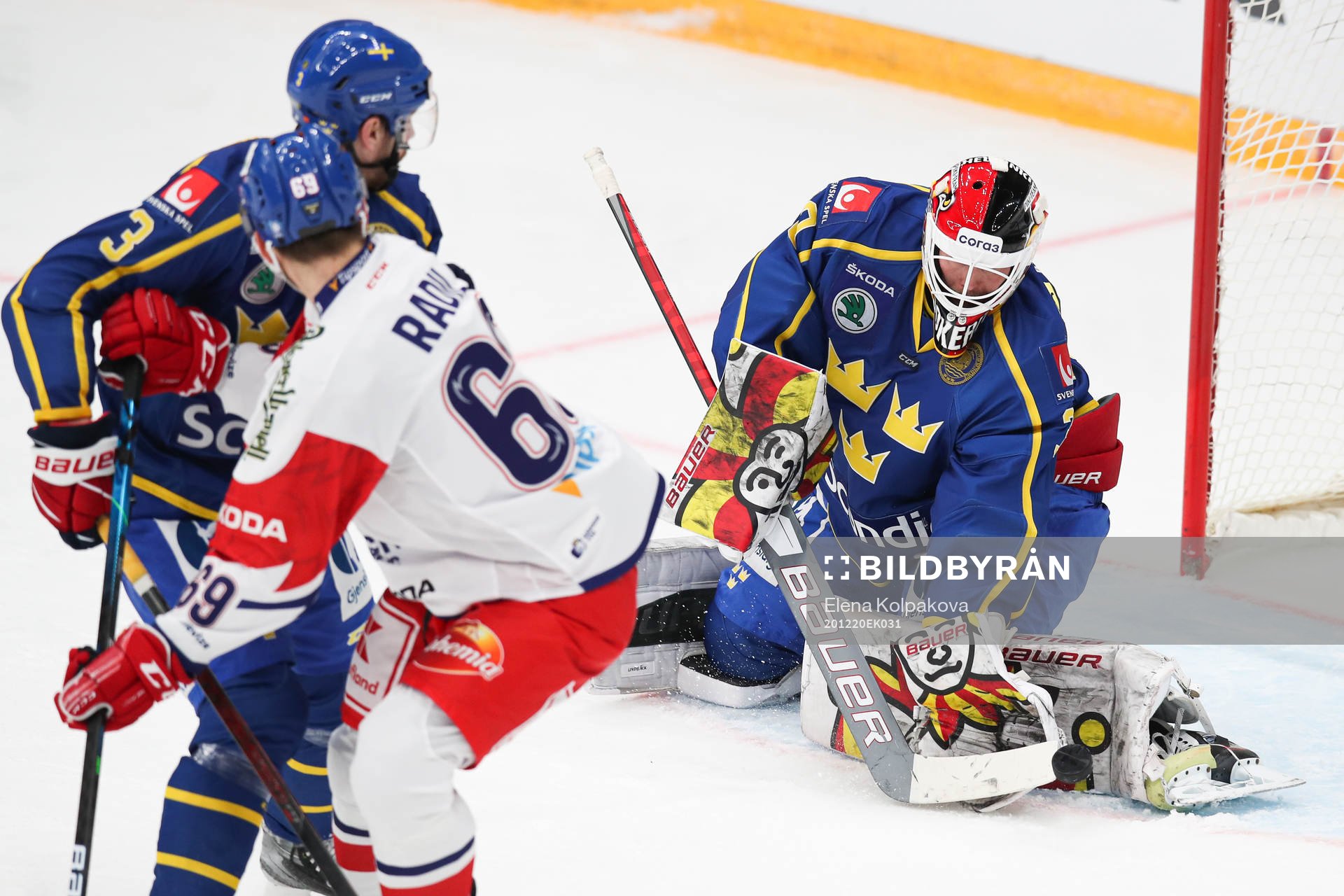 goalkeeper Anders Lindbäck of Sweden 