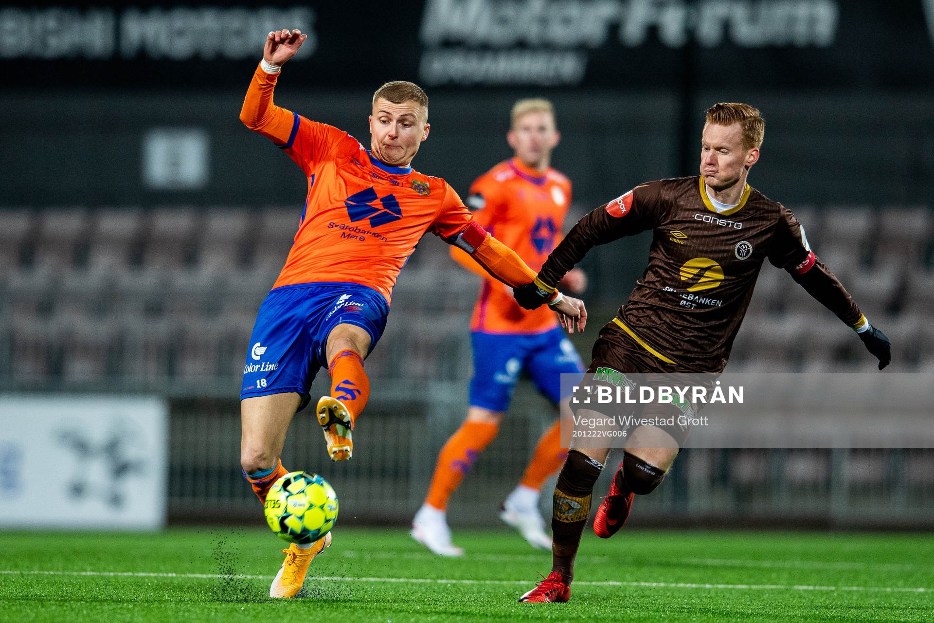 David Kristjan Olafsson of Aalesund and Martin Ovenstad of