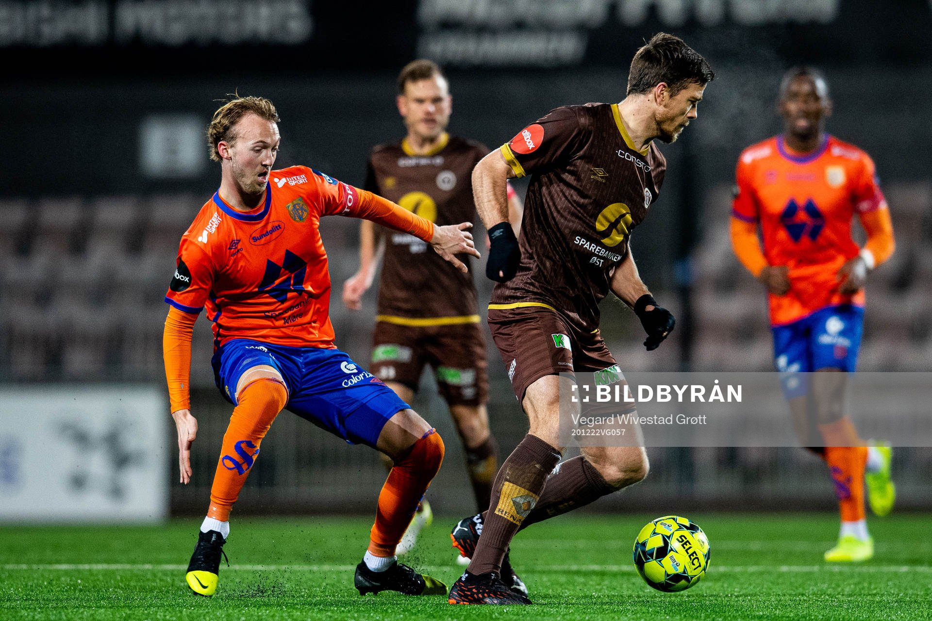 Jørgen Hatlehol of Aalesund and Sondre Johansen of