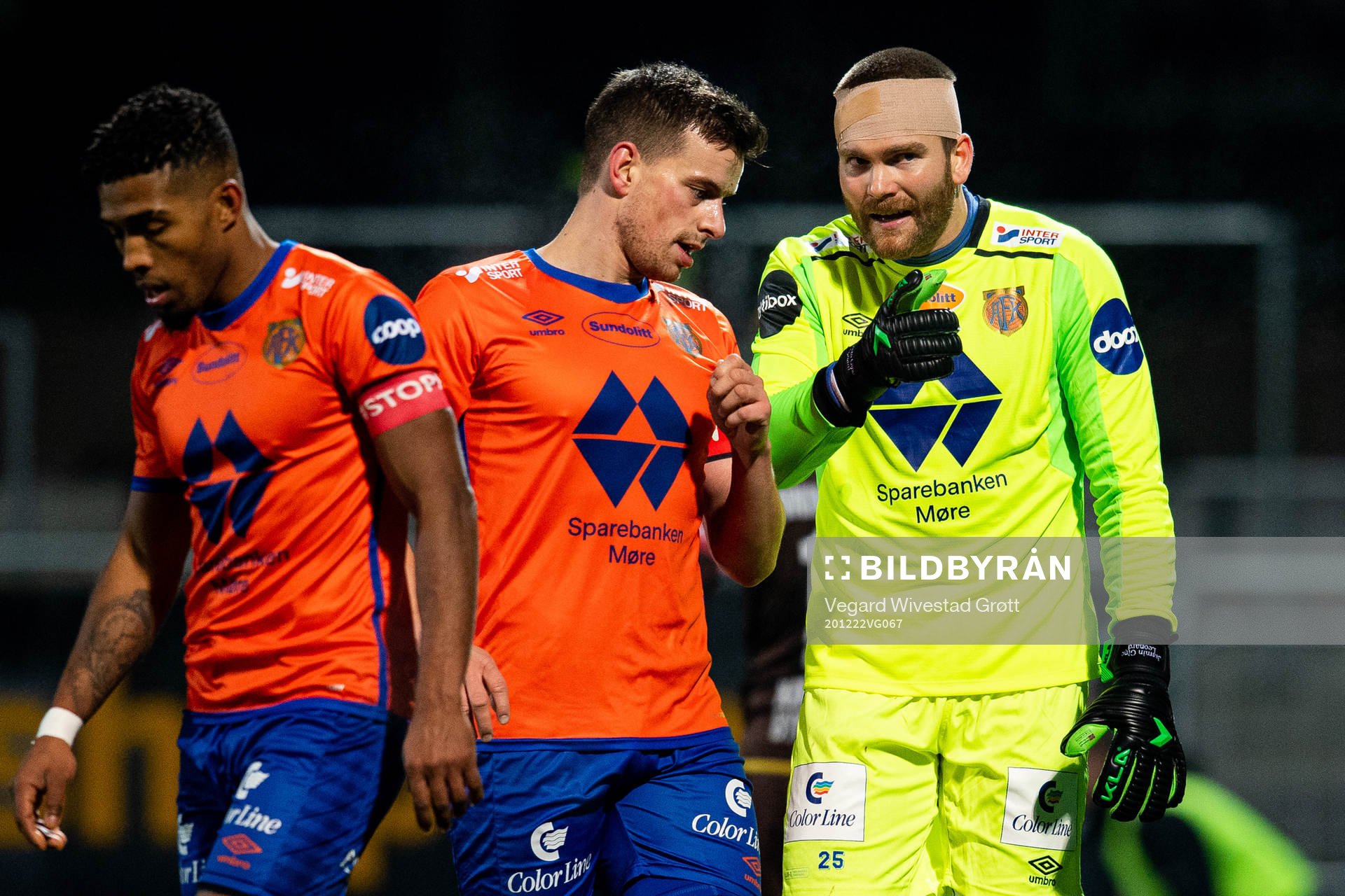 Jonas Grønner and goalkeeper Gudmund Kongshavn of Aalesund during the Eliteserien football match between Mjøndalen and Aalesund on December 22, 2020 in Mjøndalen.