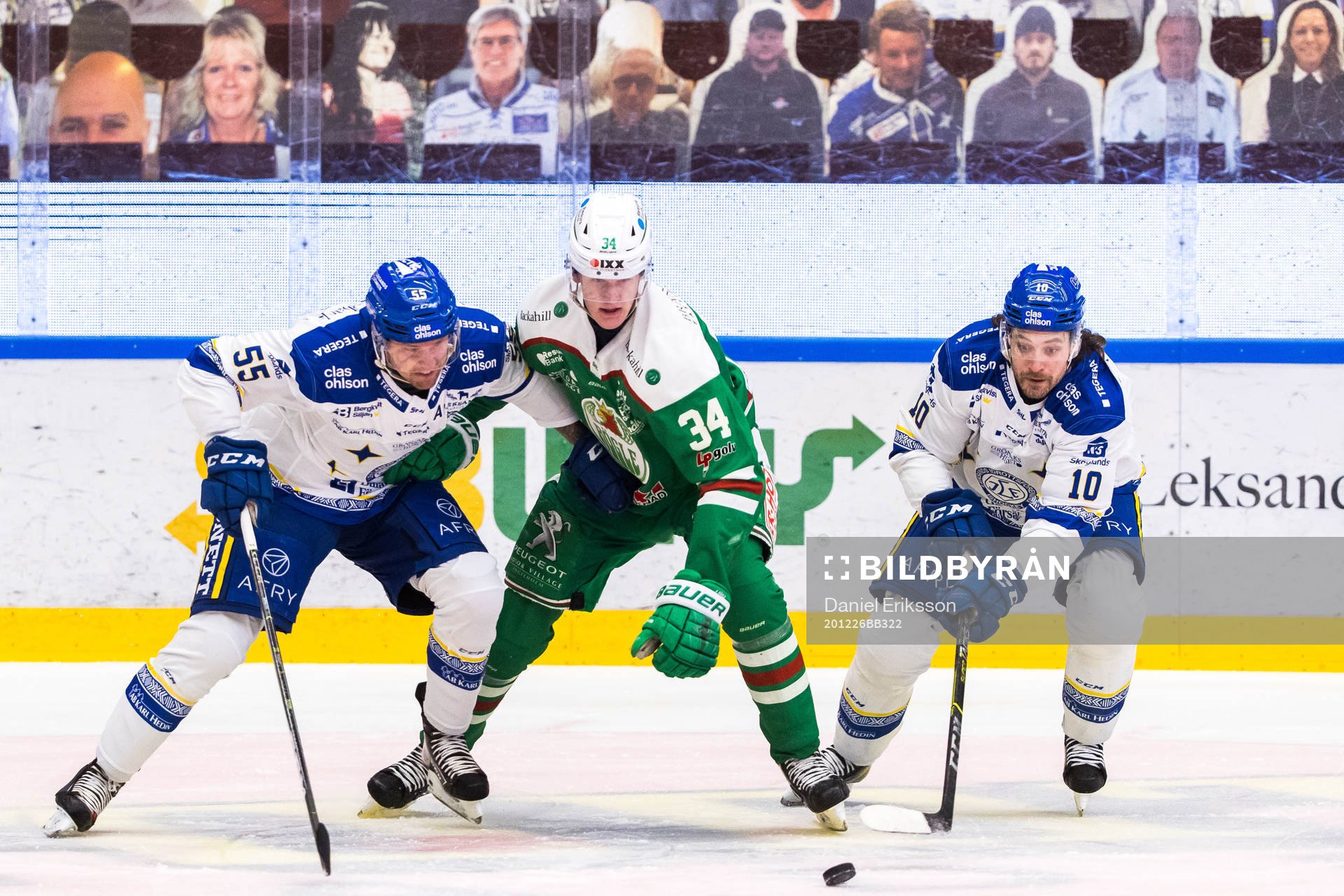 Leksands Jonas Ahnelöv och Johan Fransson mot Rögles Adam