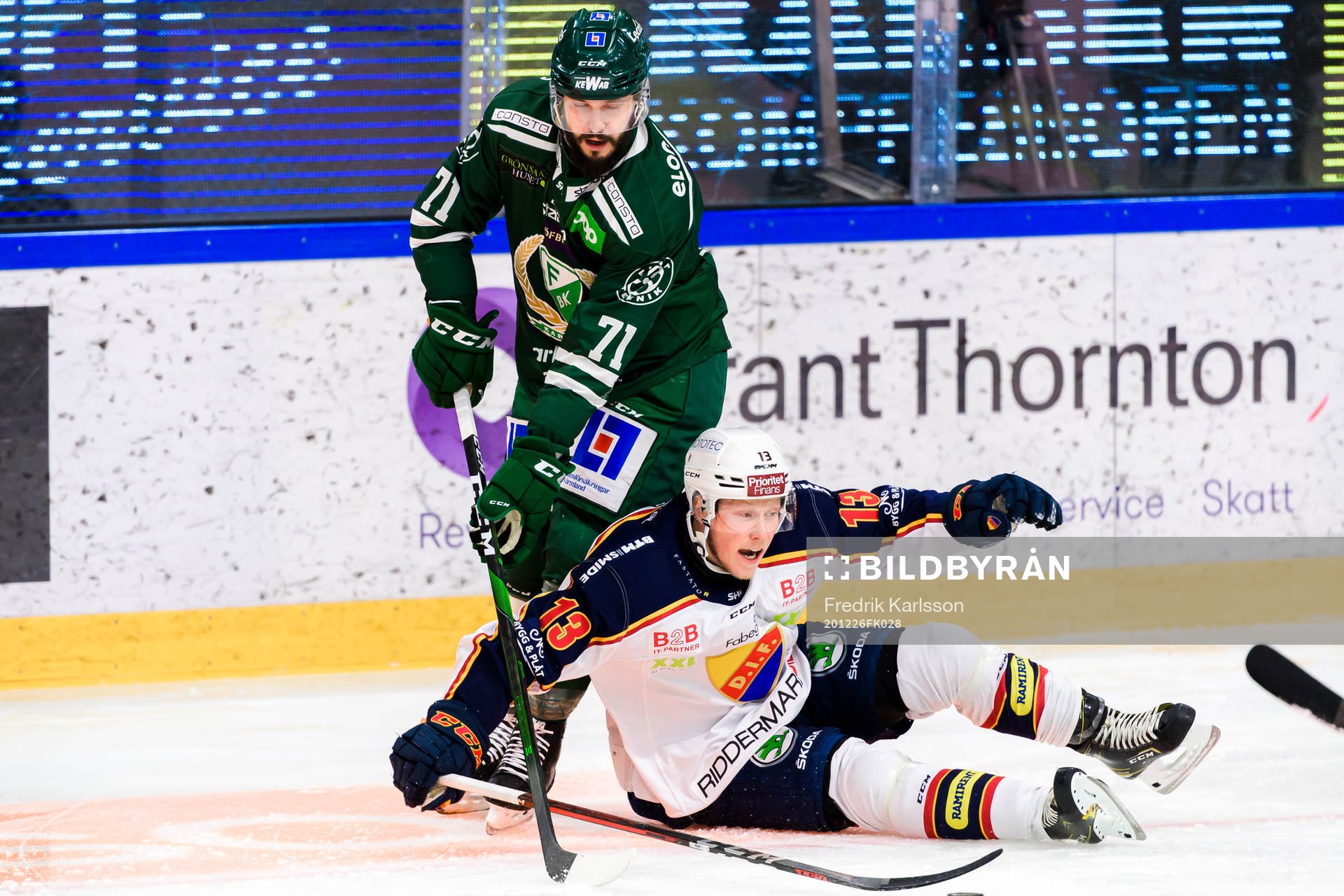 Färjestads Jesse Virtanen och Djurgårdens Kalle Östman