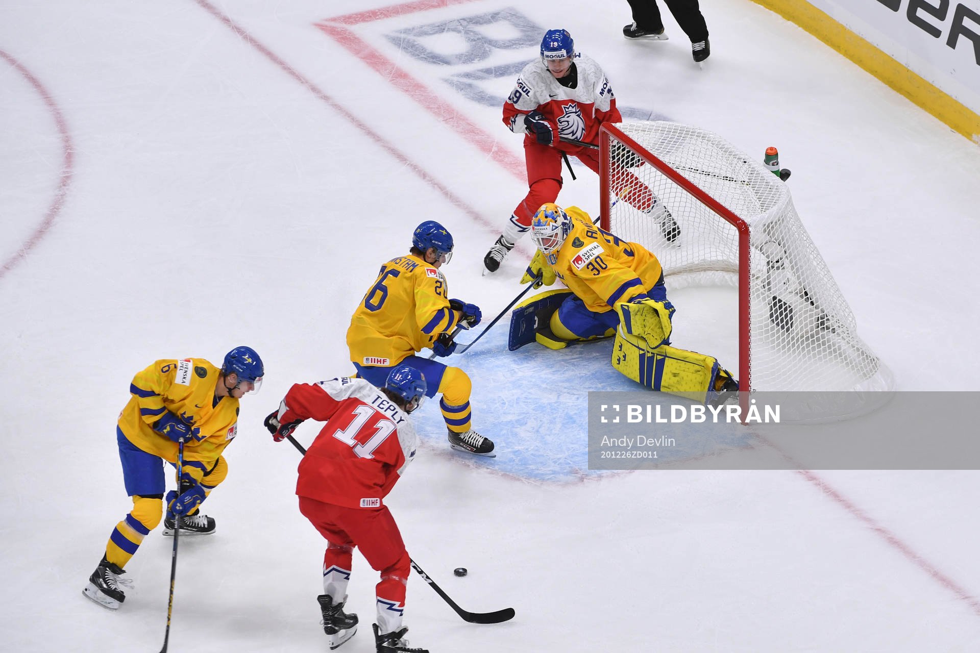 Hugo Alnefelt makes a save