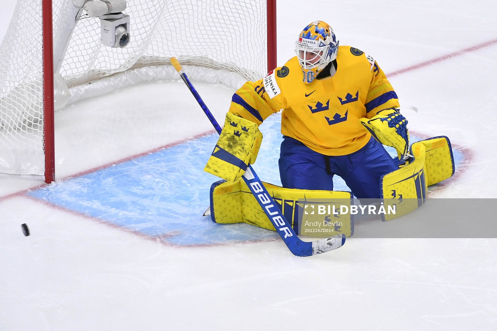Hugo Alnefelt of Sweden makes a save