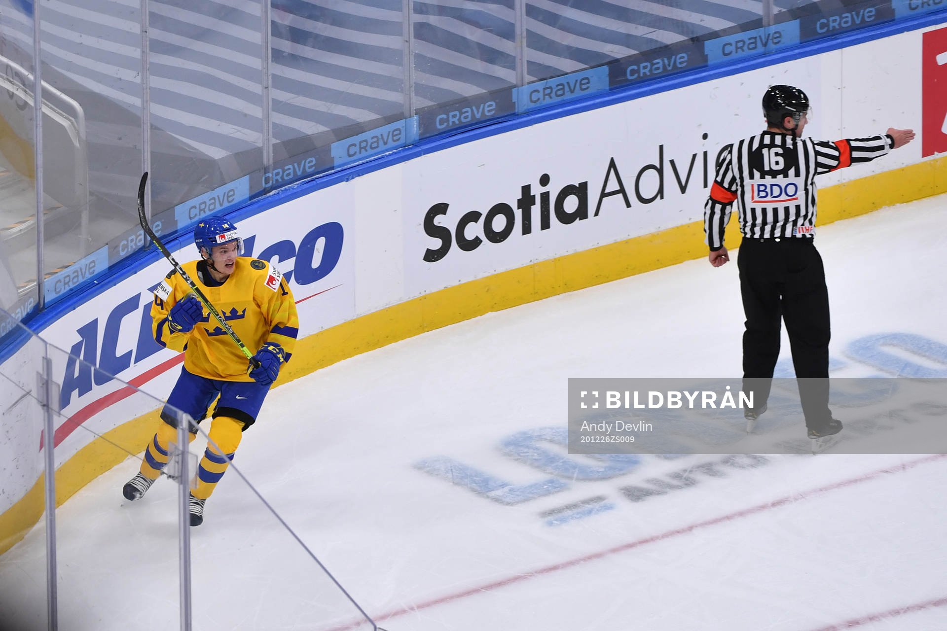 Arvid Costmar celebrates a first period goal