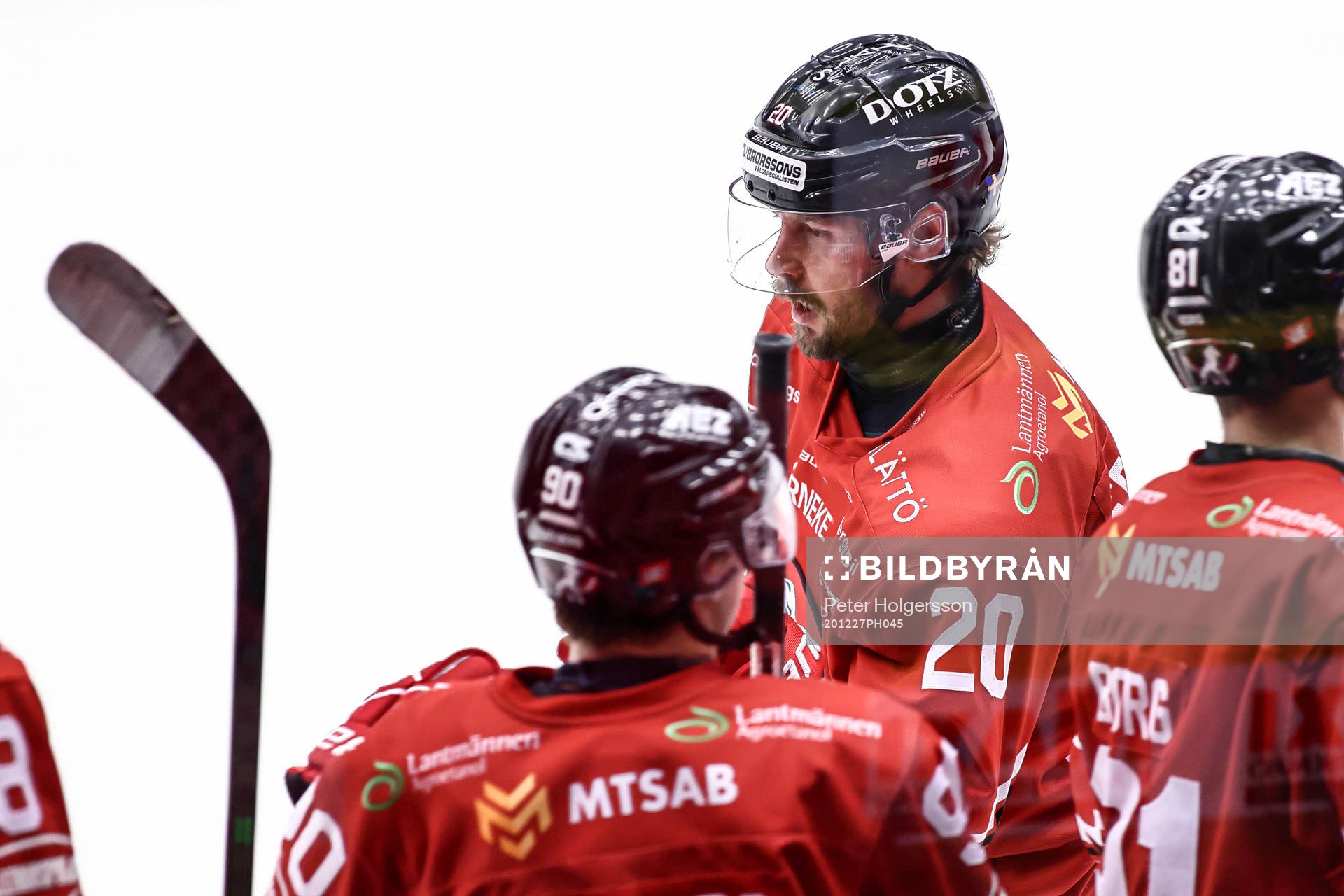 Vita Hästens Marcus Eriksson jublar