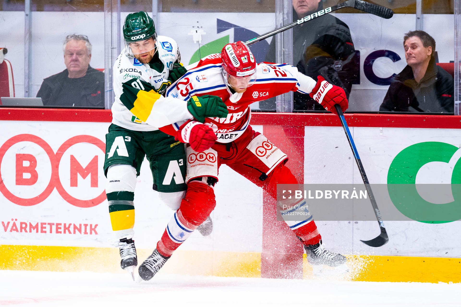 Björklövens Justin Crandall och Timrås Jonathan Carlsson