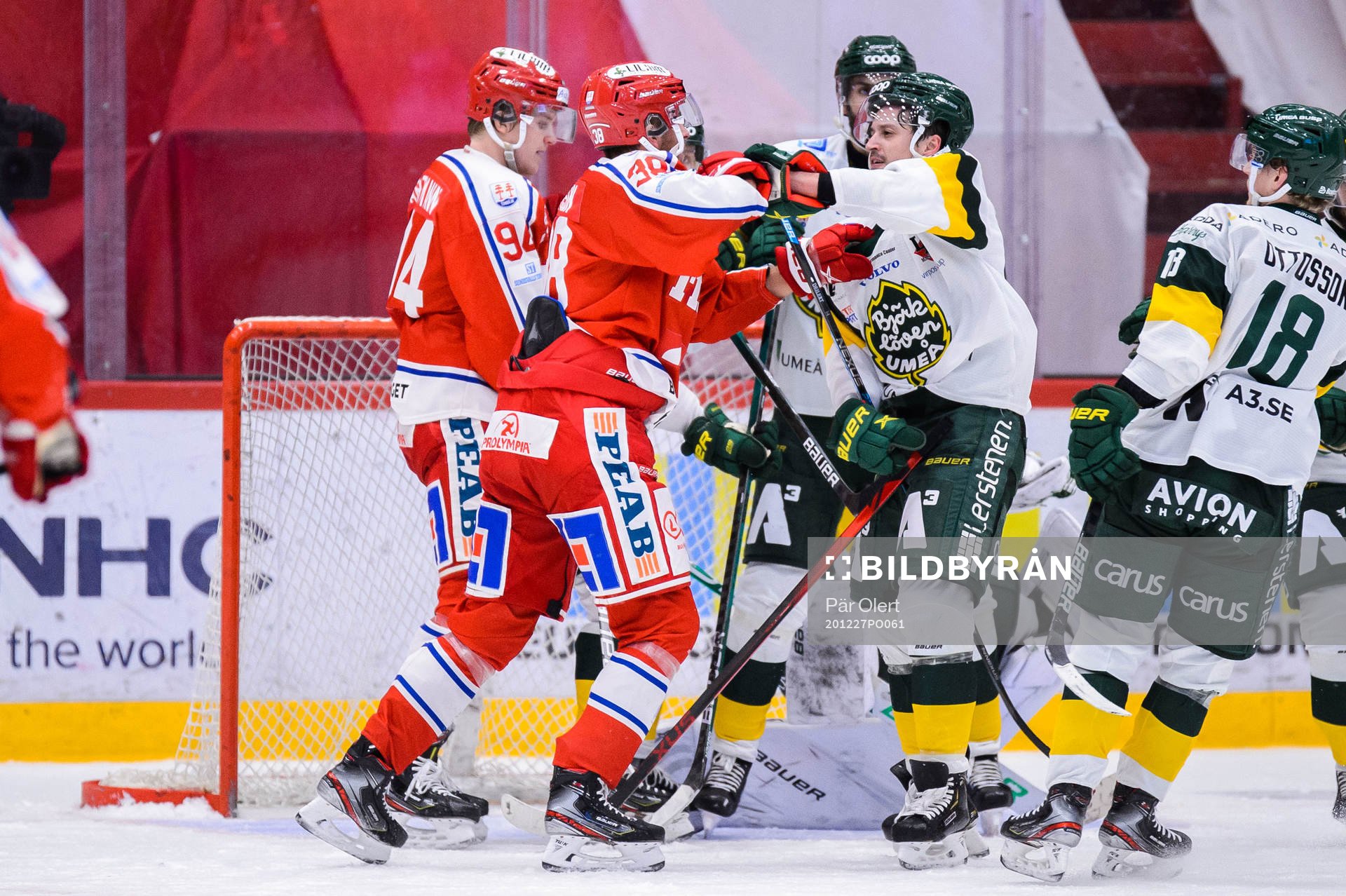 Timrås Jacob Olofsson och Björklövens Alexander Deilert