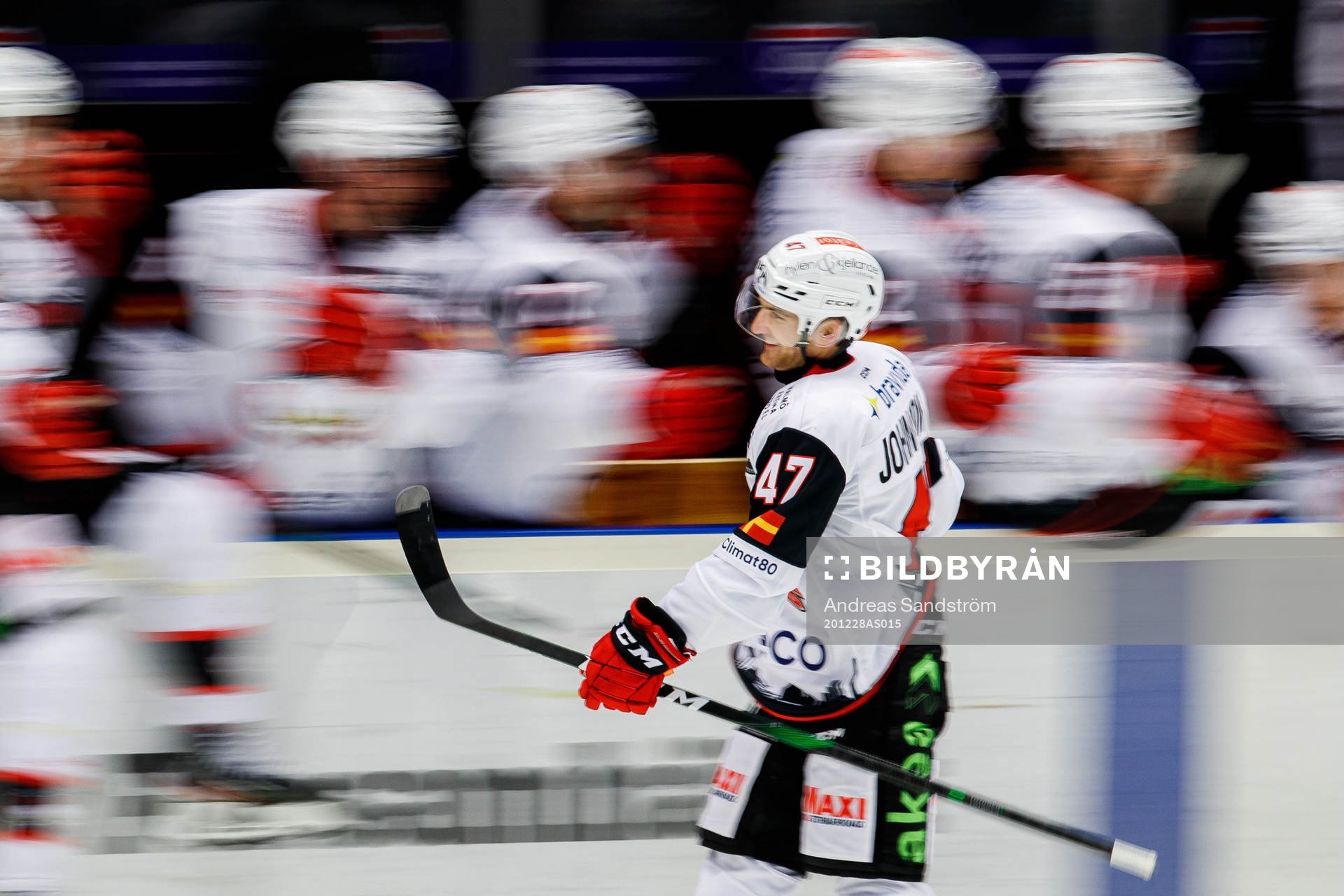Malmö Redhawks Adam Johnson jublar