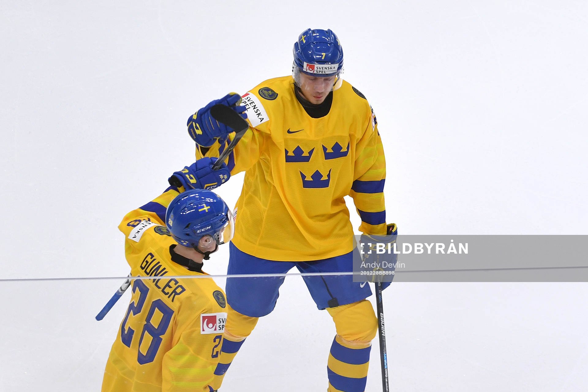 Tobias Björnfot and Noel Gunler of Sweden celebrate the