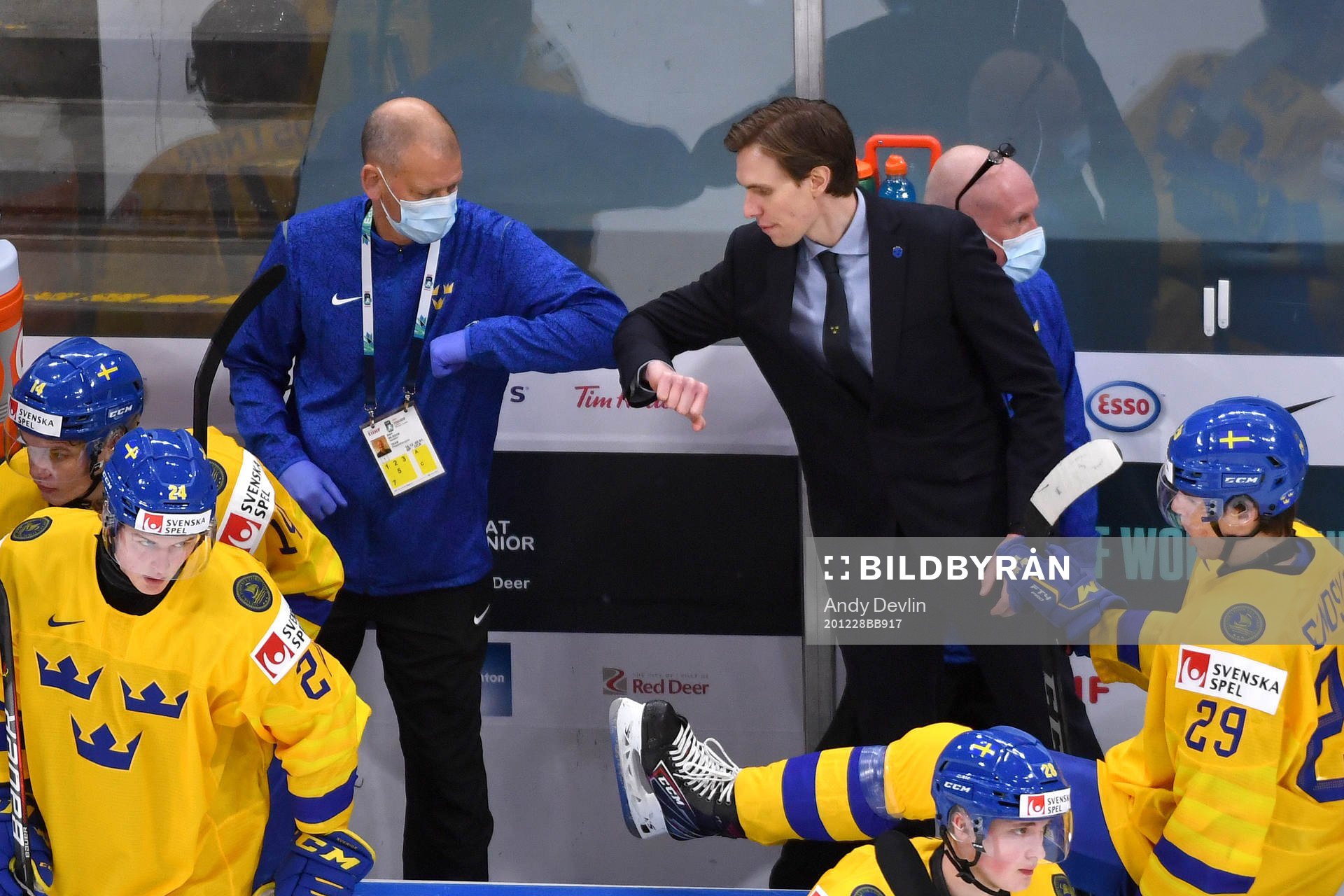 Team Sweden Head Coach Joel Rönnmark celebrates the victory