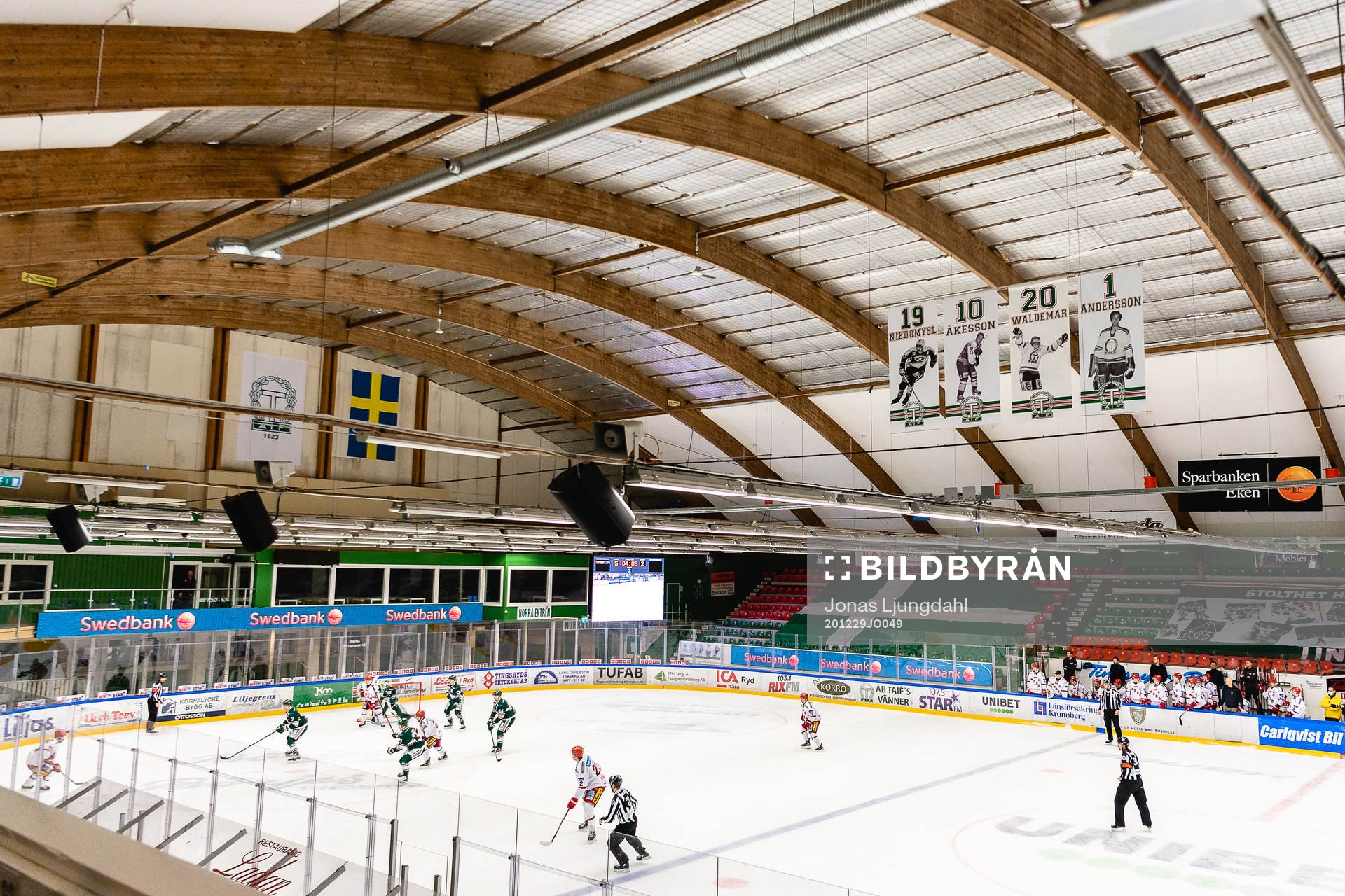 Interiör vy från Nelson graden arena när ishockeymatchen