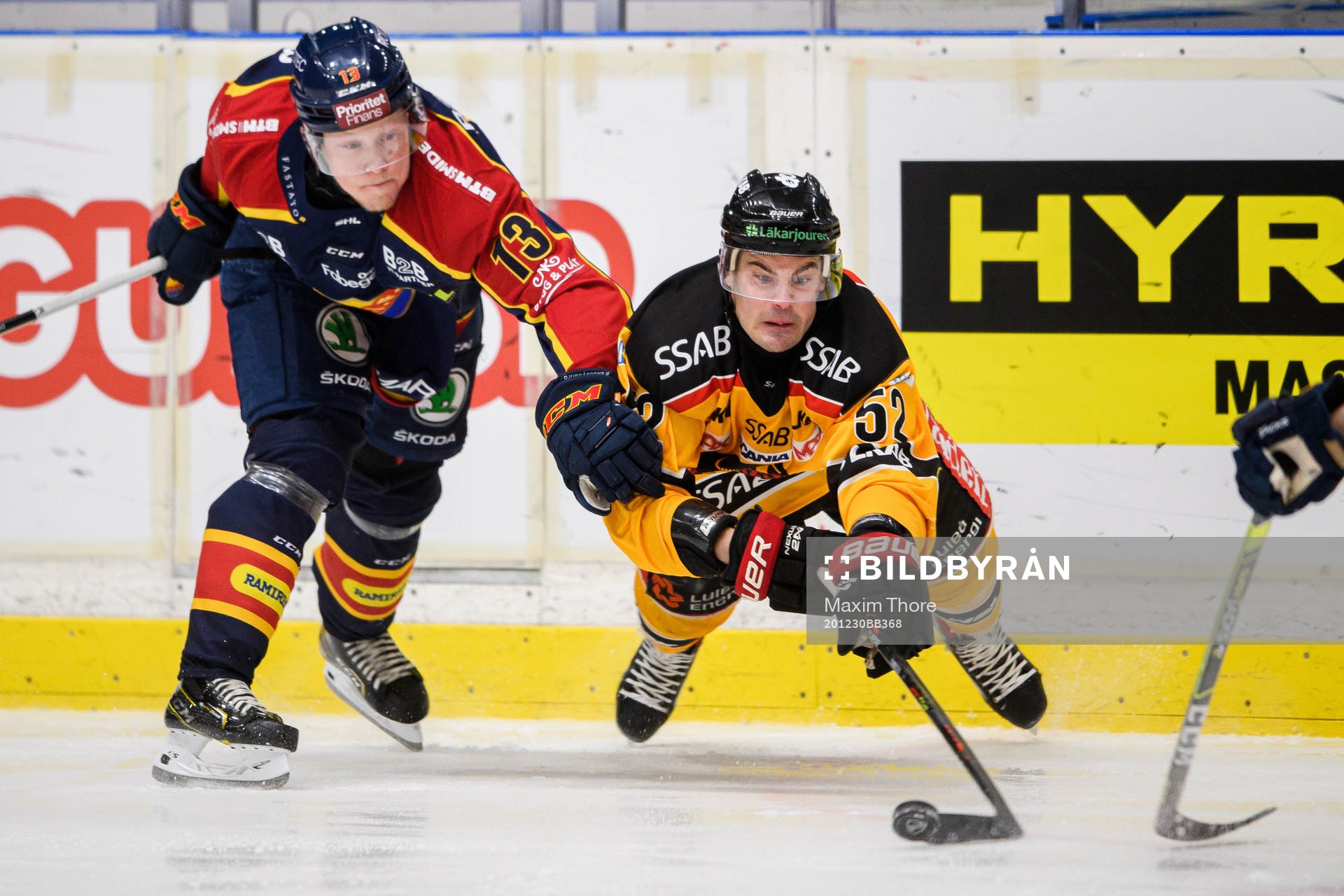 Djurgårdens Kalle Östman och Luleås Karl Fabricius