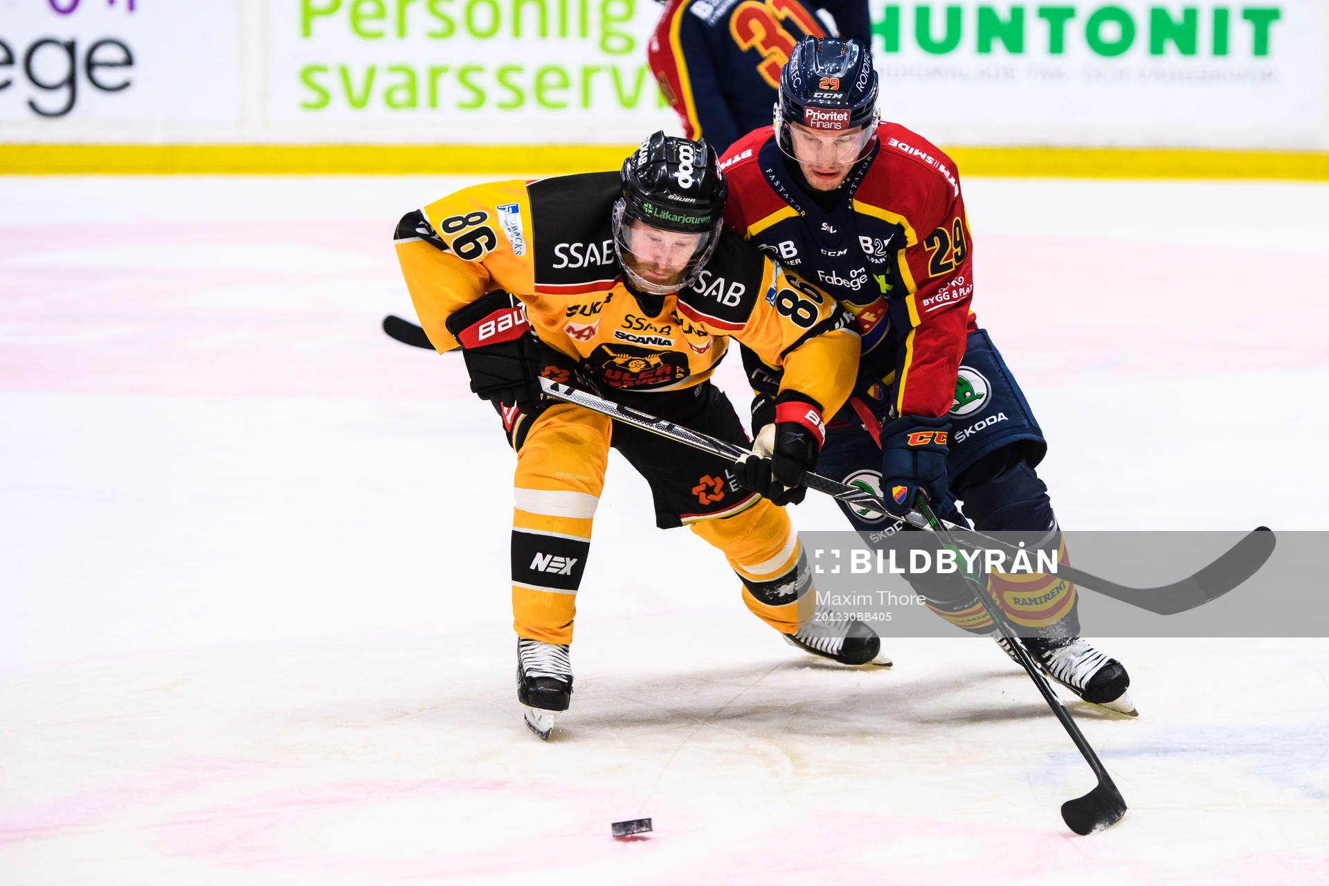 Luleås Linus Klasen och Djurgårdens Sebastian Strandberg