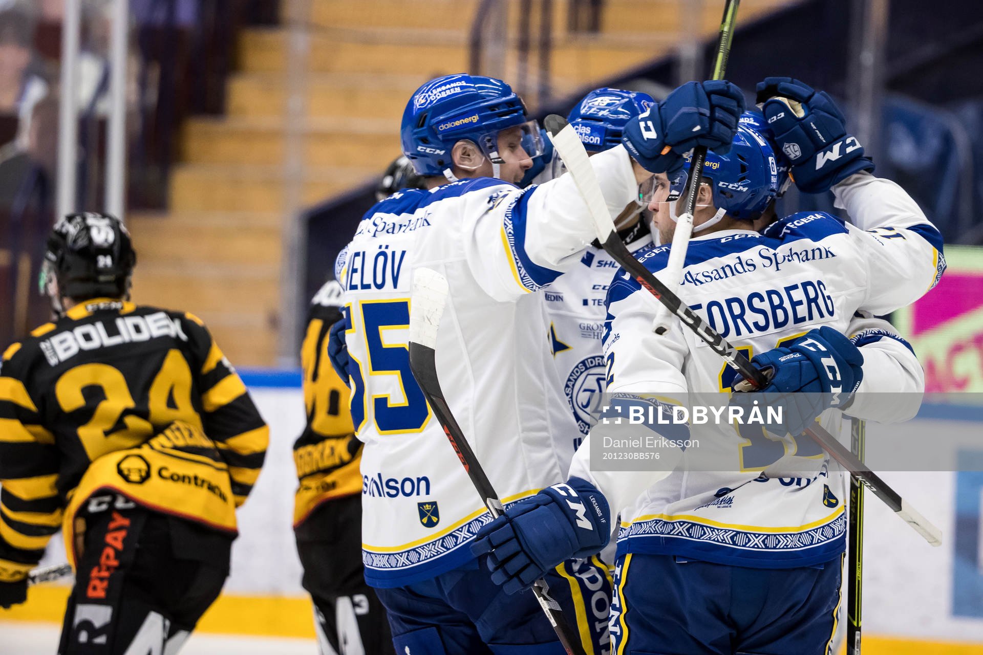 Leksands spelarna jublar