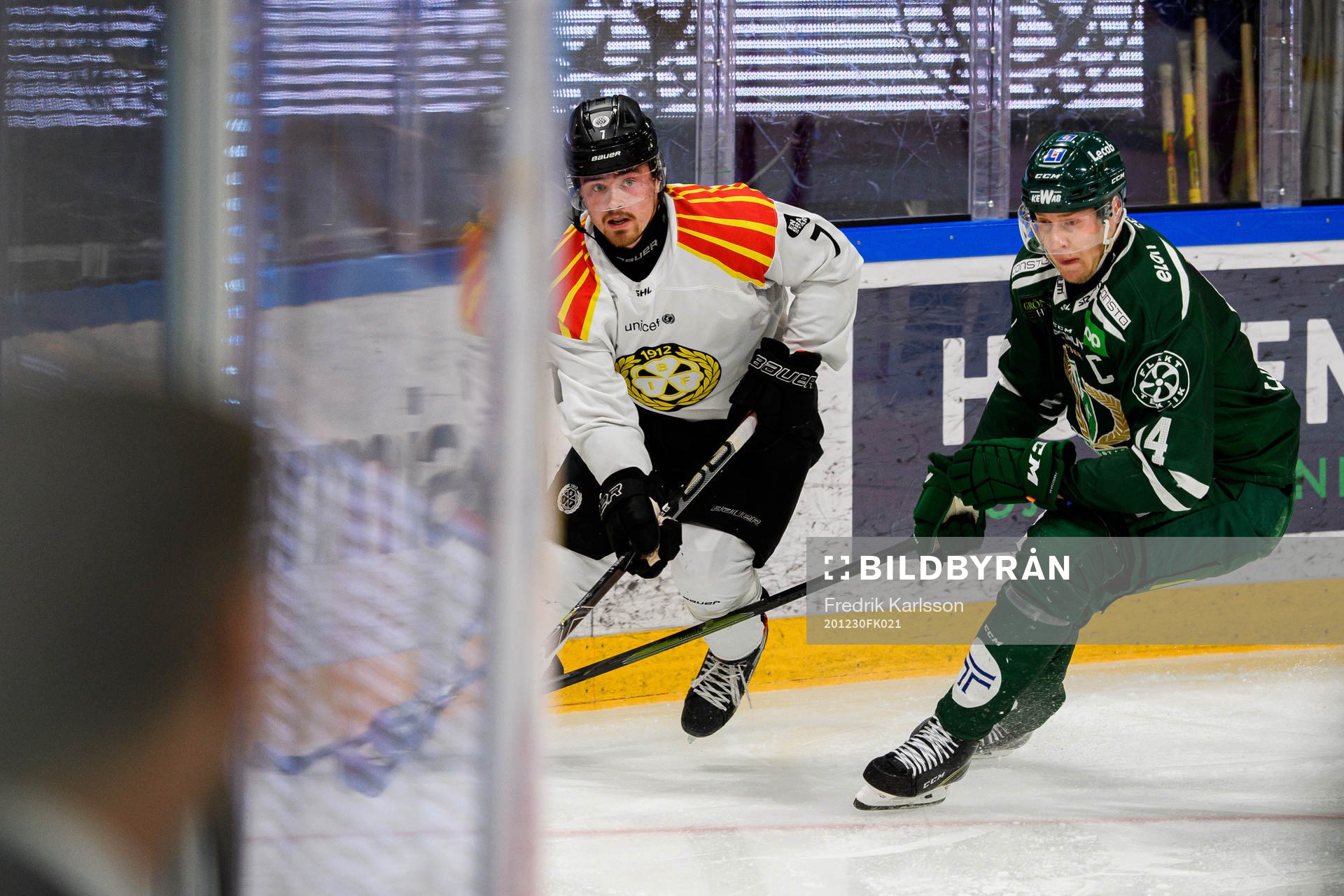 Brynäs Marcus Björk och Färjestads Victor Ejdsell