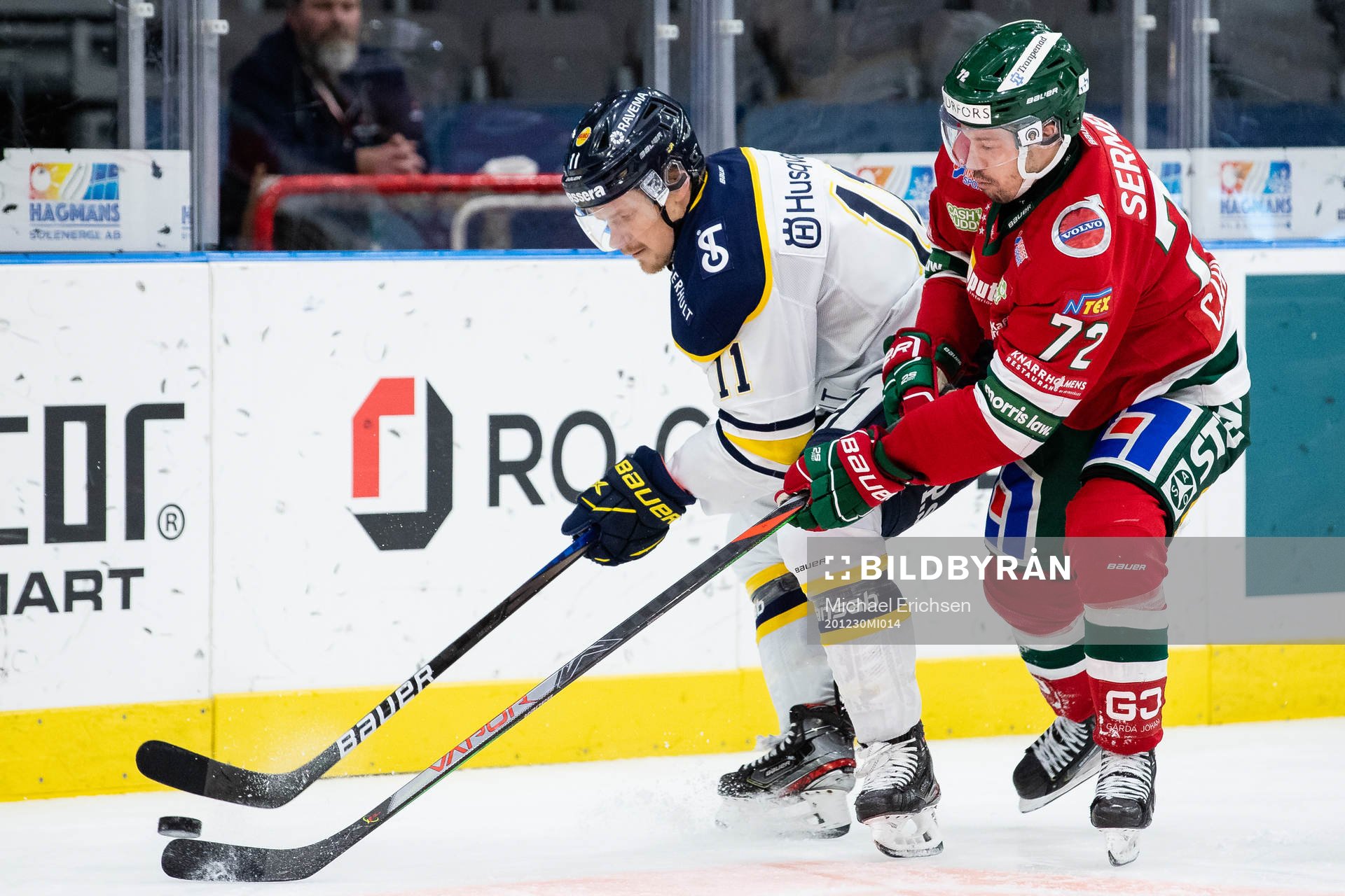 s Simon Önerud och Frölundas Patrik Carlsson