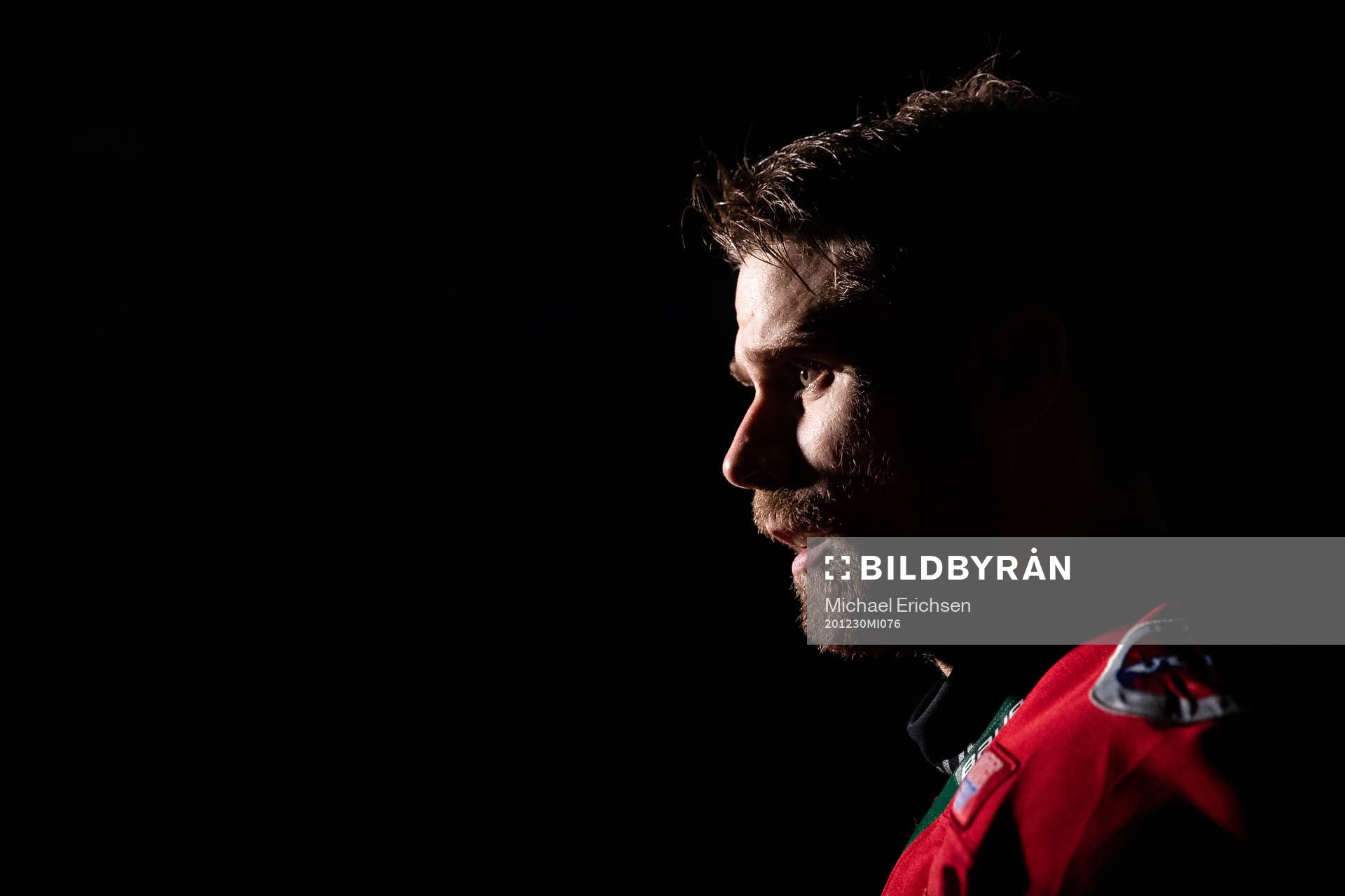 Frölundas Jonathan Sigalet  innan ishockeymatchen i SHL