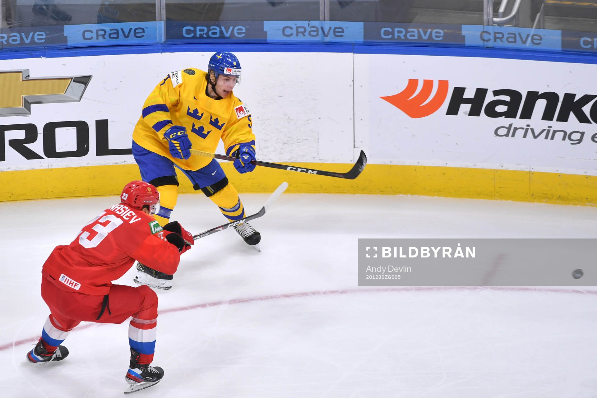 Yegor Afanasiev of Russia applies pressure as Albert