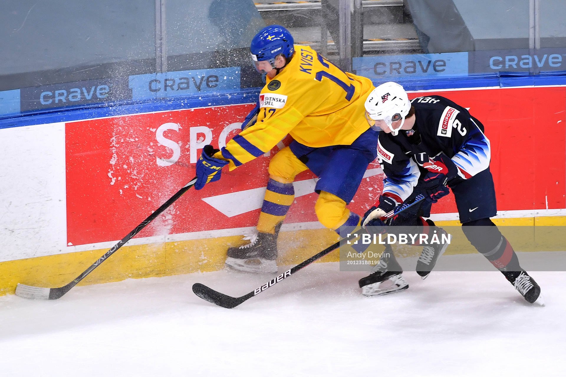 Drew Helleson of USA and Oskar Kvist of Sweden battle along