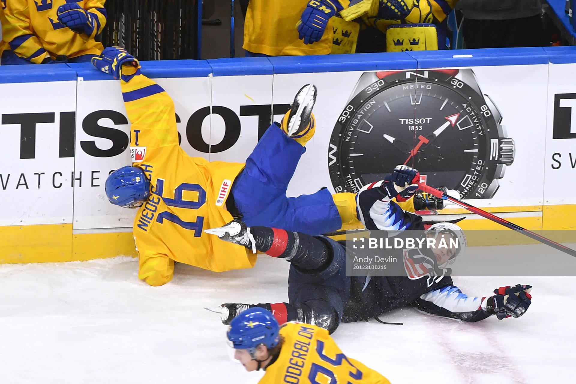 Theodor Niederbach of Sweden and Alex Turcotte of USA