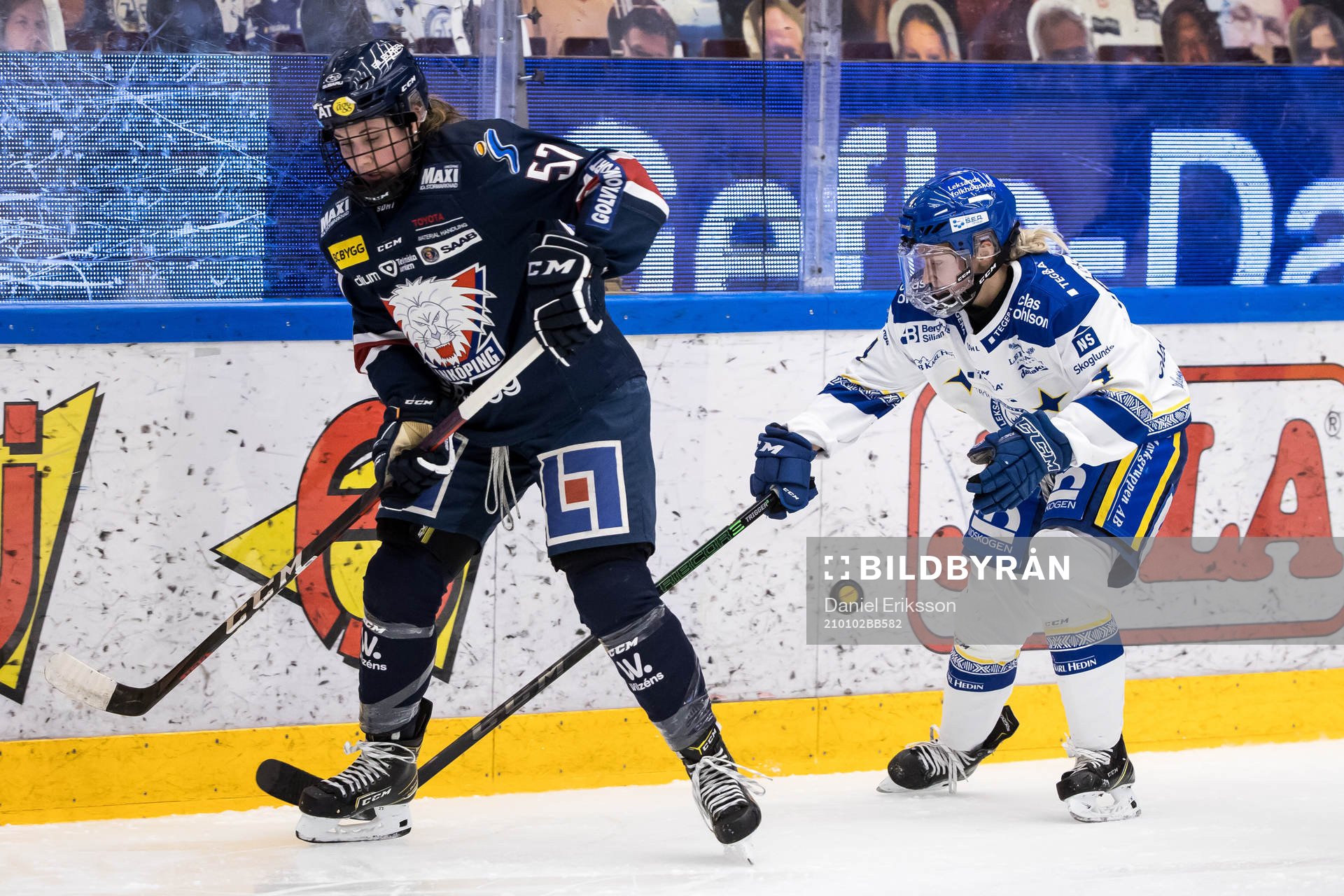 Linköpings Celine Tardif och Leksands Wilma Johansson