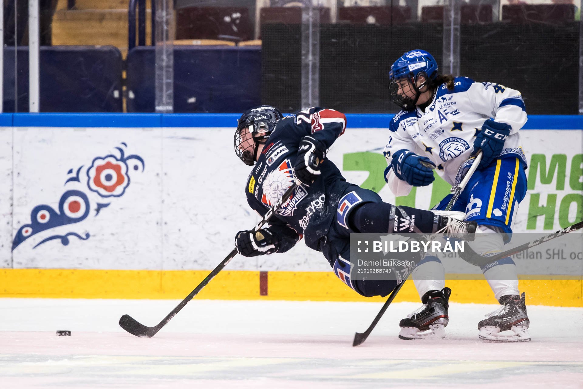 Linköpings Carly Bullock och Leksands Abigael Thiessen