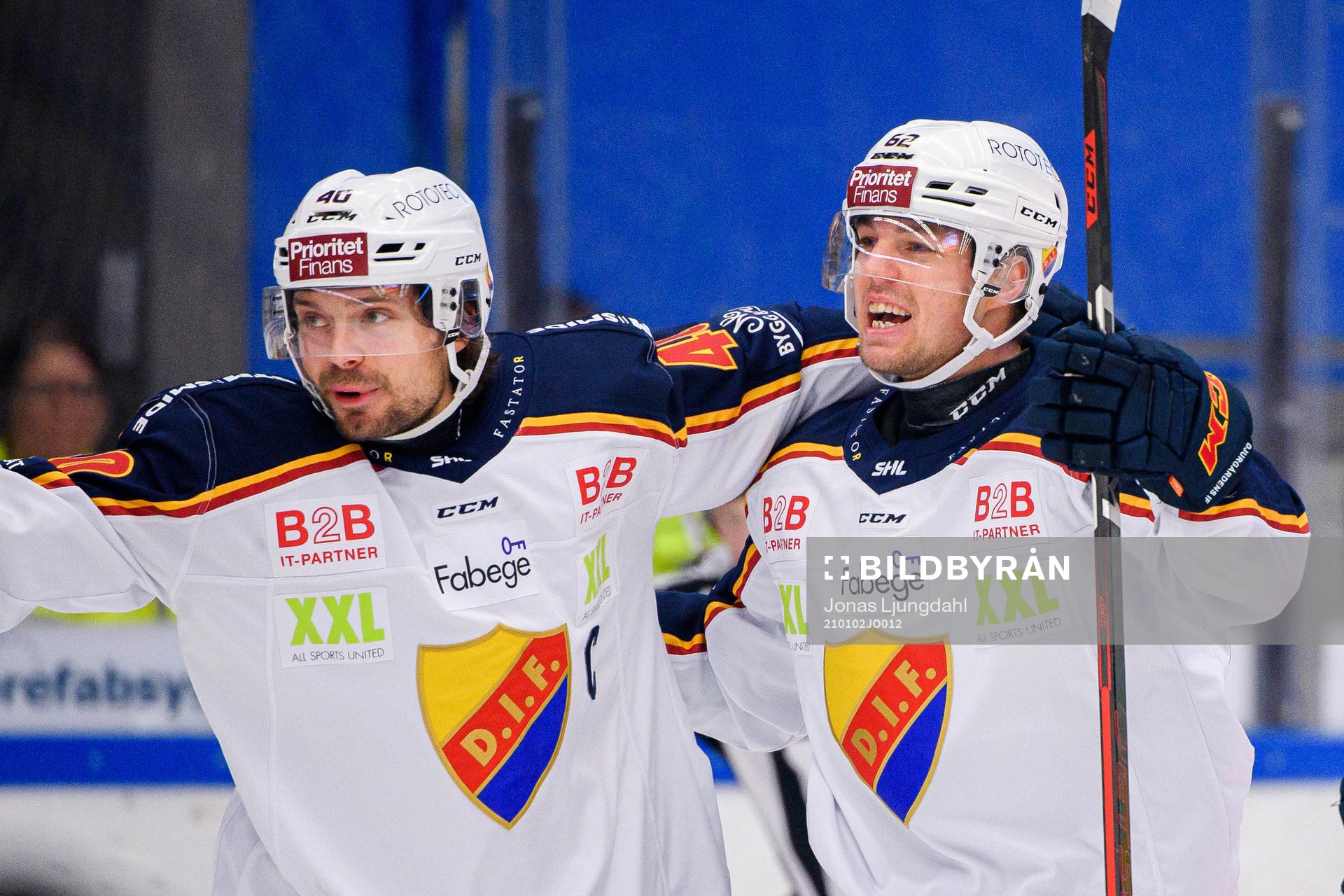 Djurgårdens Jacob Josefson och Manuel Ågren jublar