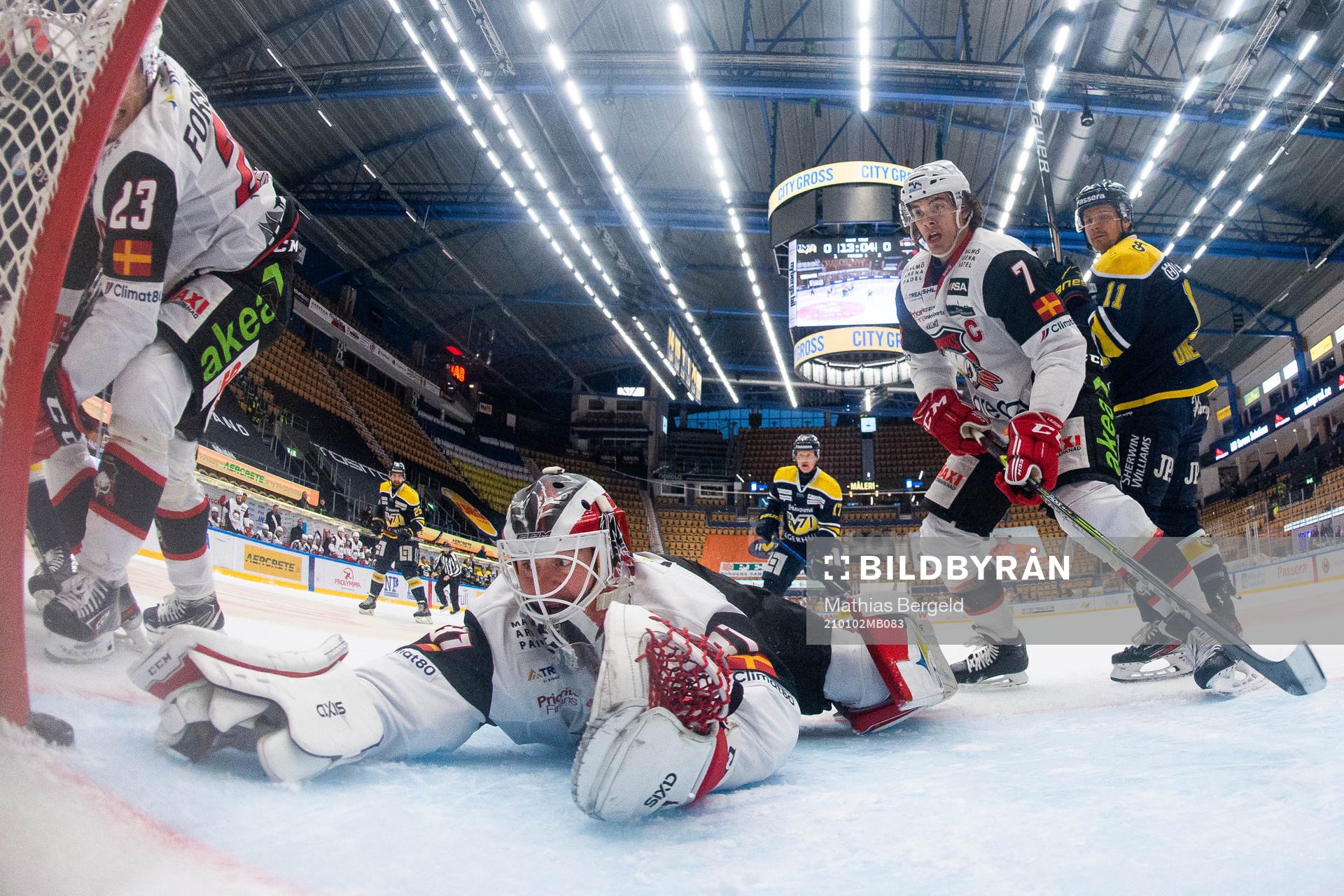 Malmö Redhawks målvakt Lars Volden, Oliver Lauridsen och