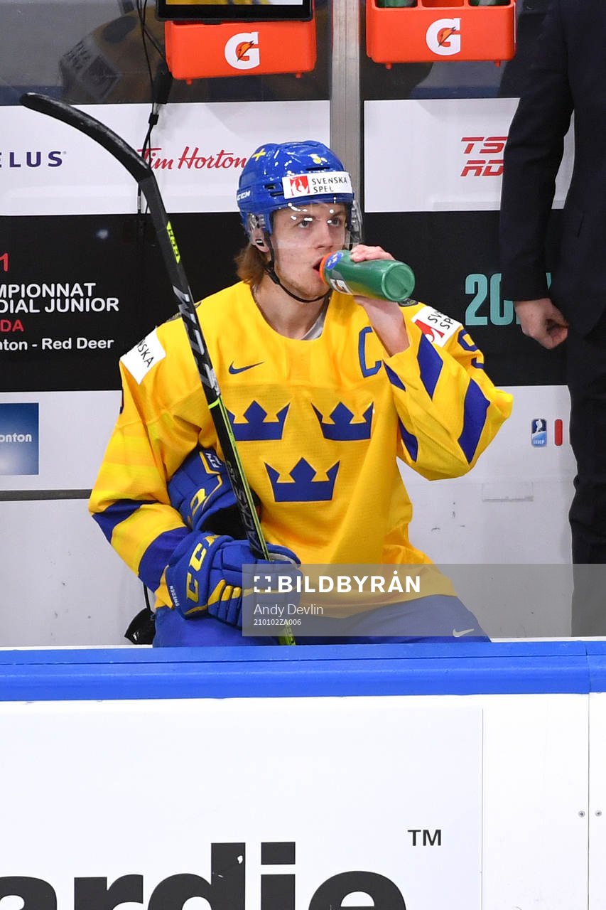 Philip Broberg of Sweden drinks water