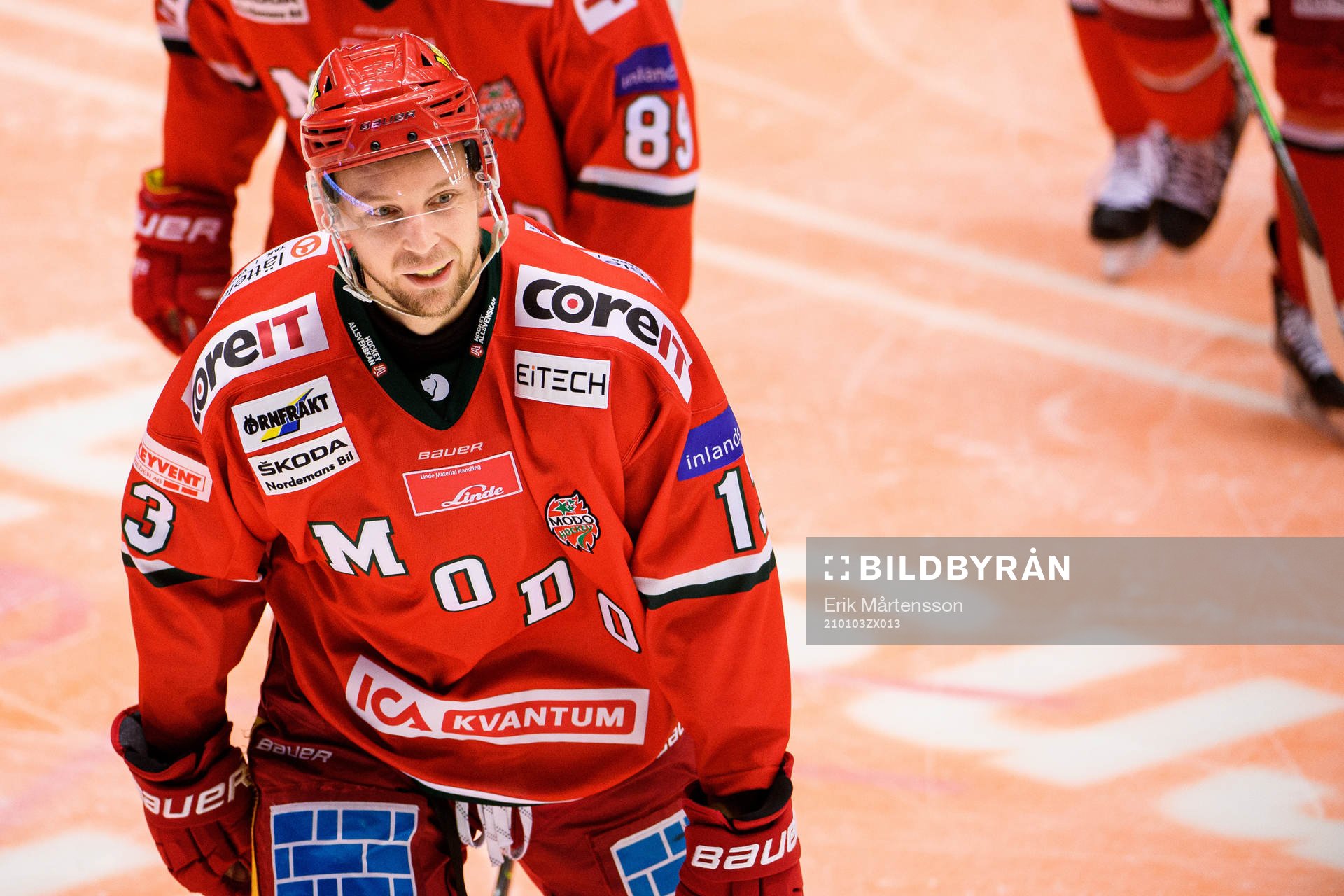 Modos Johan Harju jublar